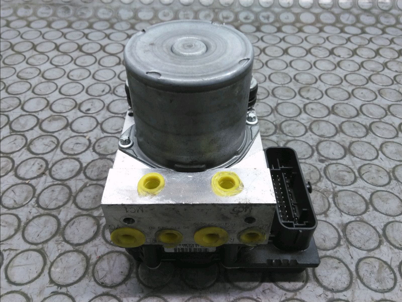 UNITE HYDRAULIQUE ABS