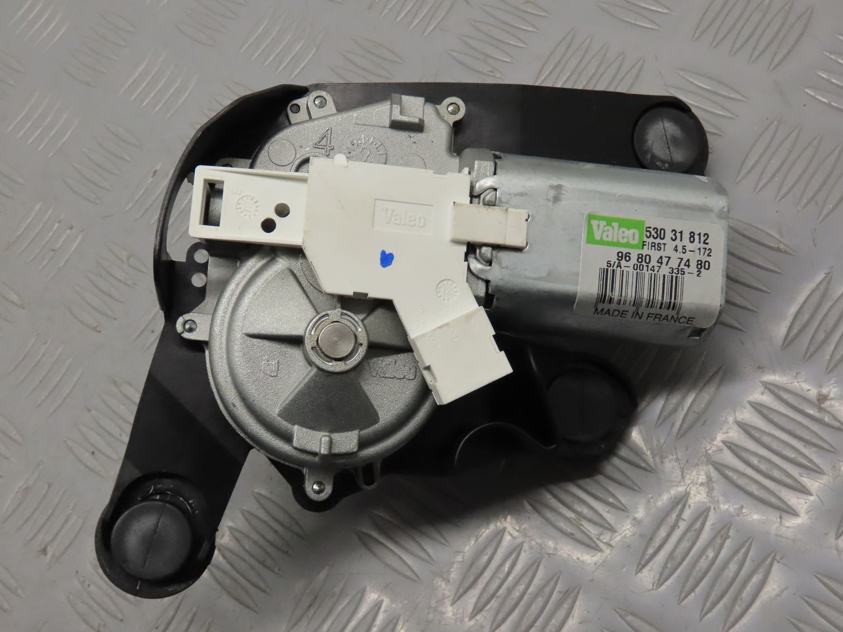 MOTEUR ESSUIE-GLACE AR