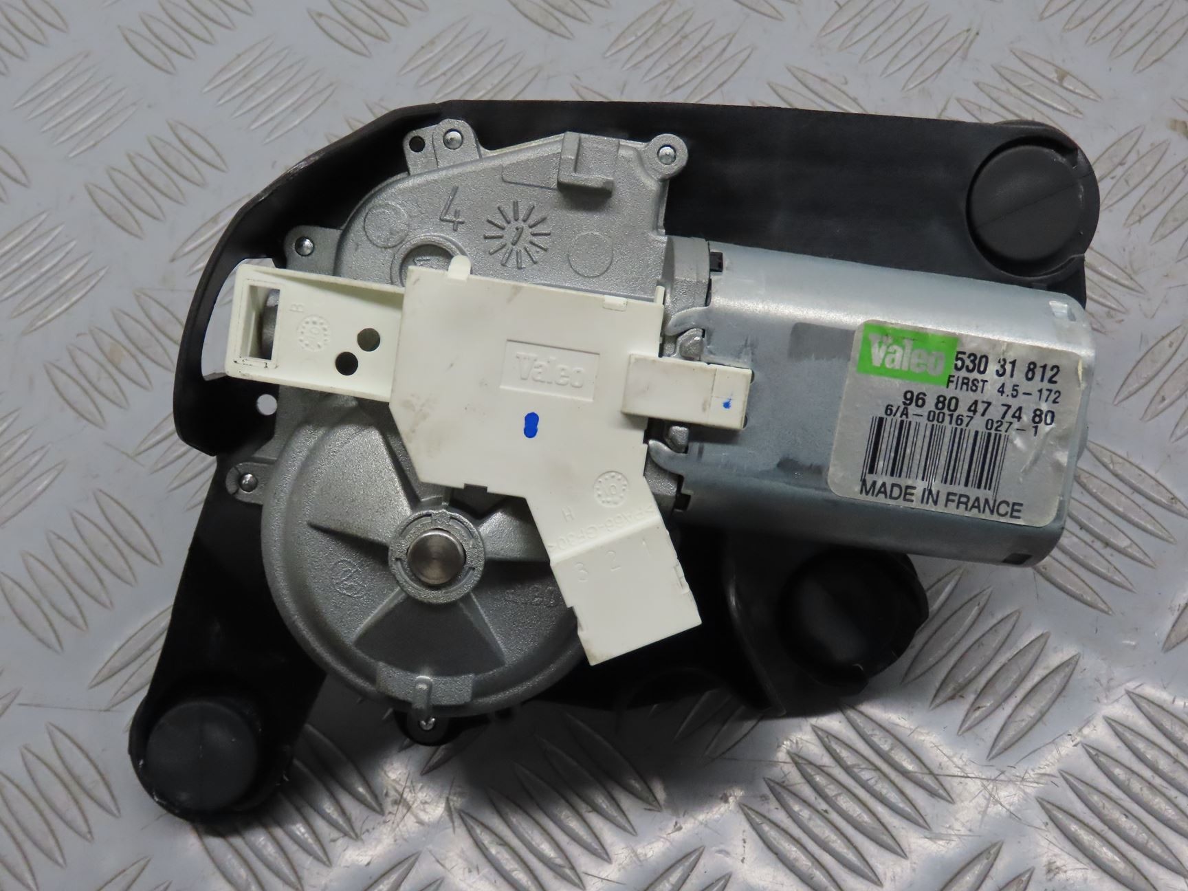 MOTEUR ESSUIE-GLACE AR