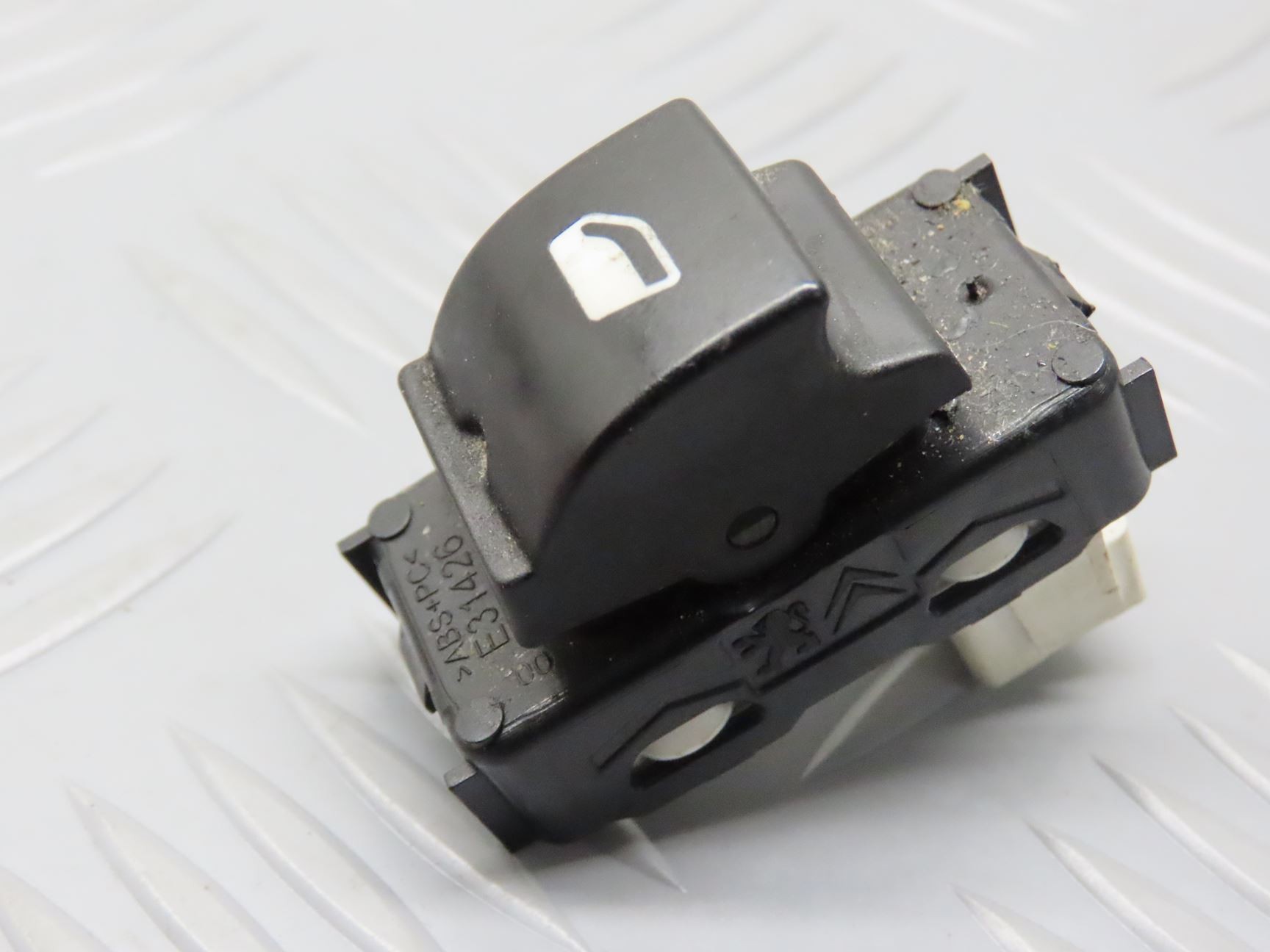 COMMANDE LEVE-GLACE PORTE AVD