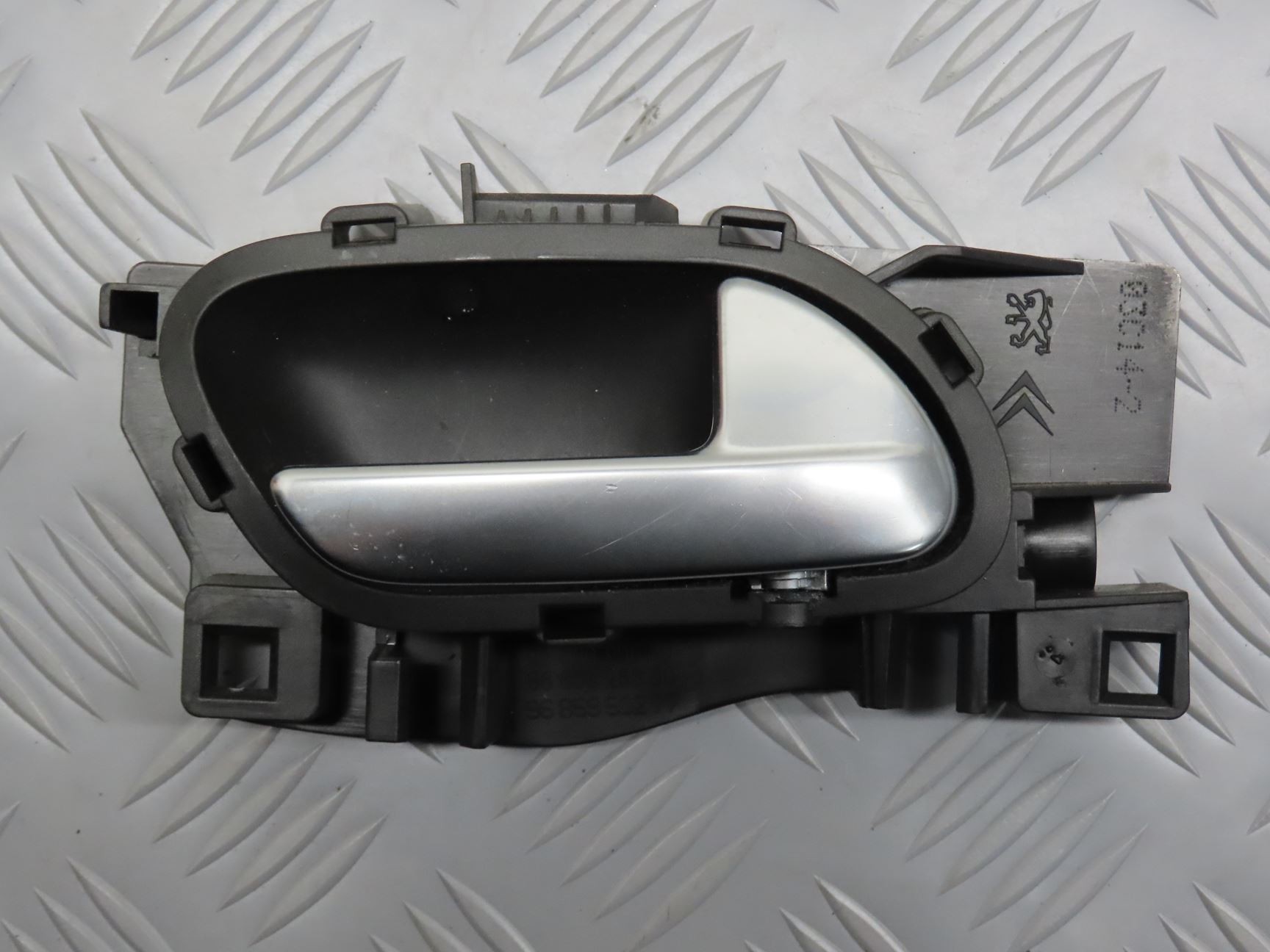 POIGNEE INT PORTE ARD