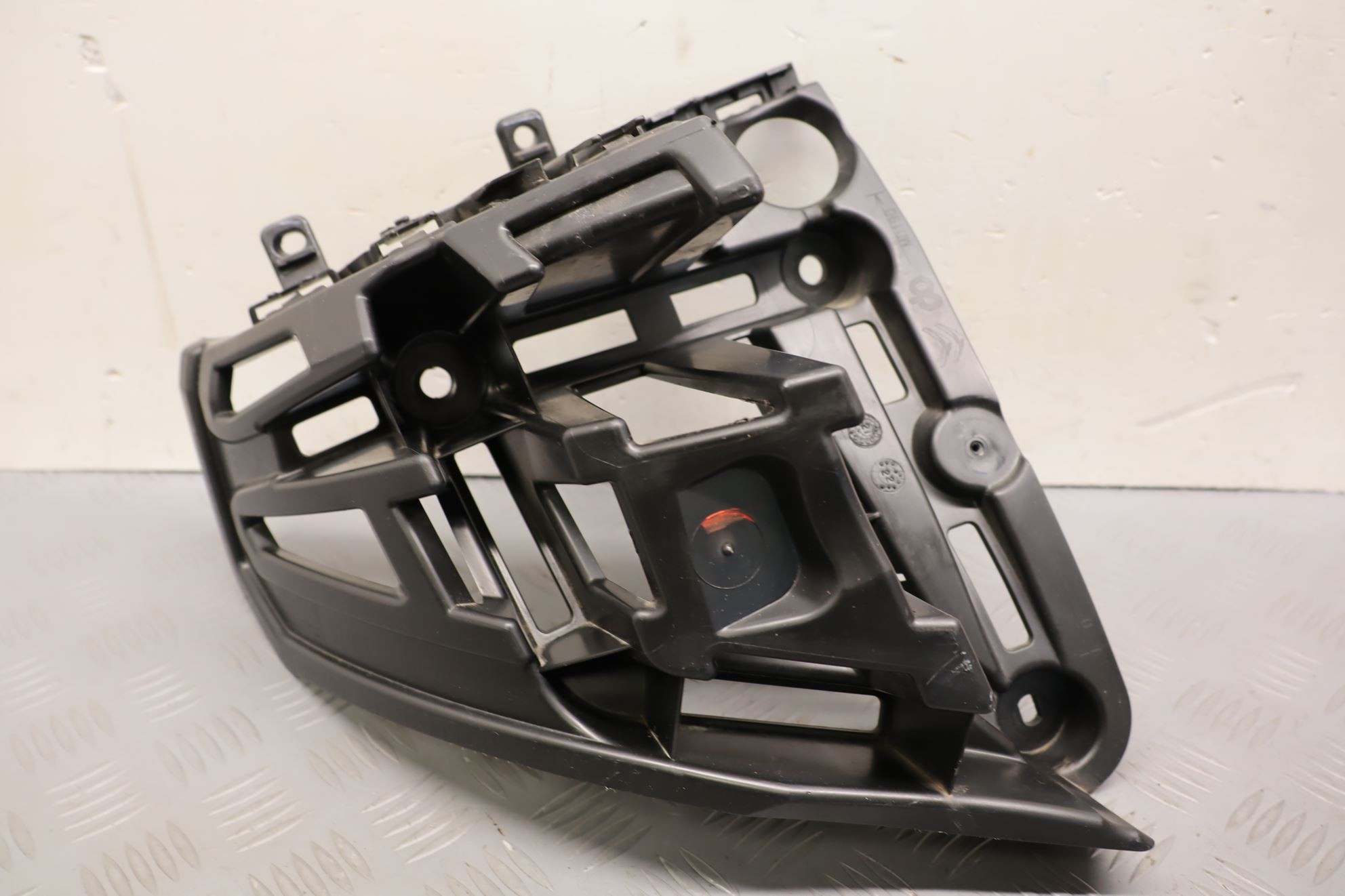 SUPPORT G PARE-CHOC AR