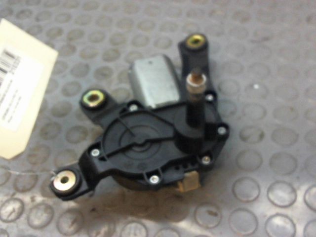 MOTEUR ESSUIE-GLACE AR