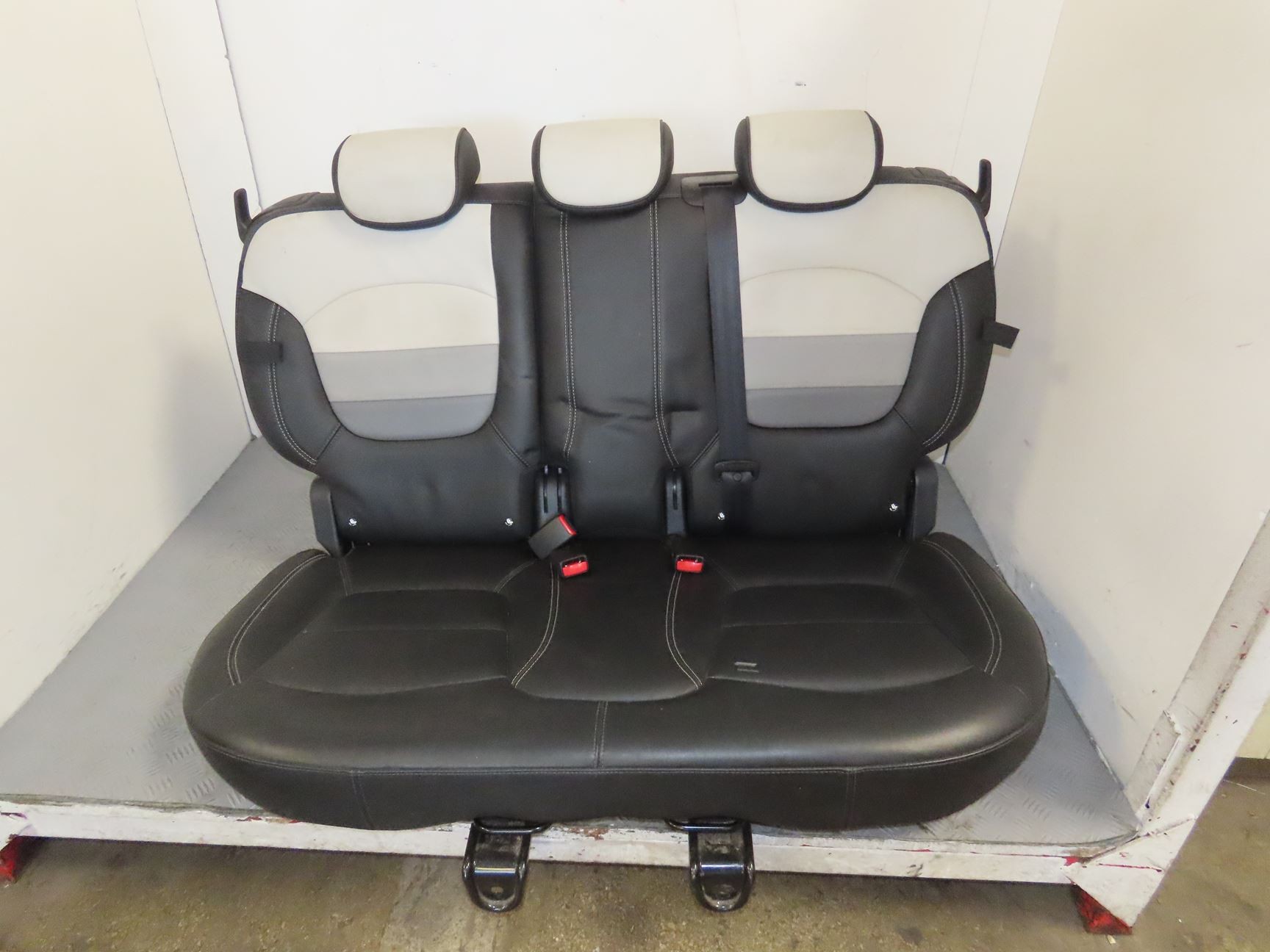 KIT BANQUETTE ARRIERE COMPLETE