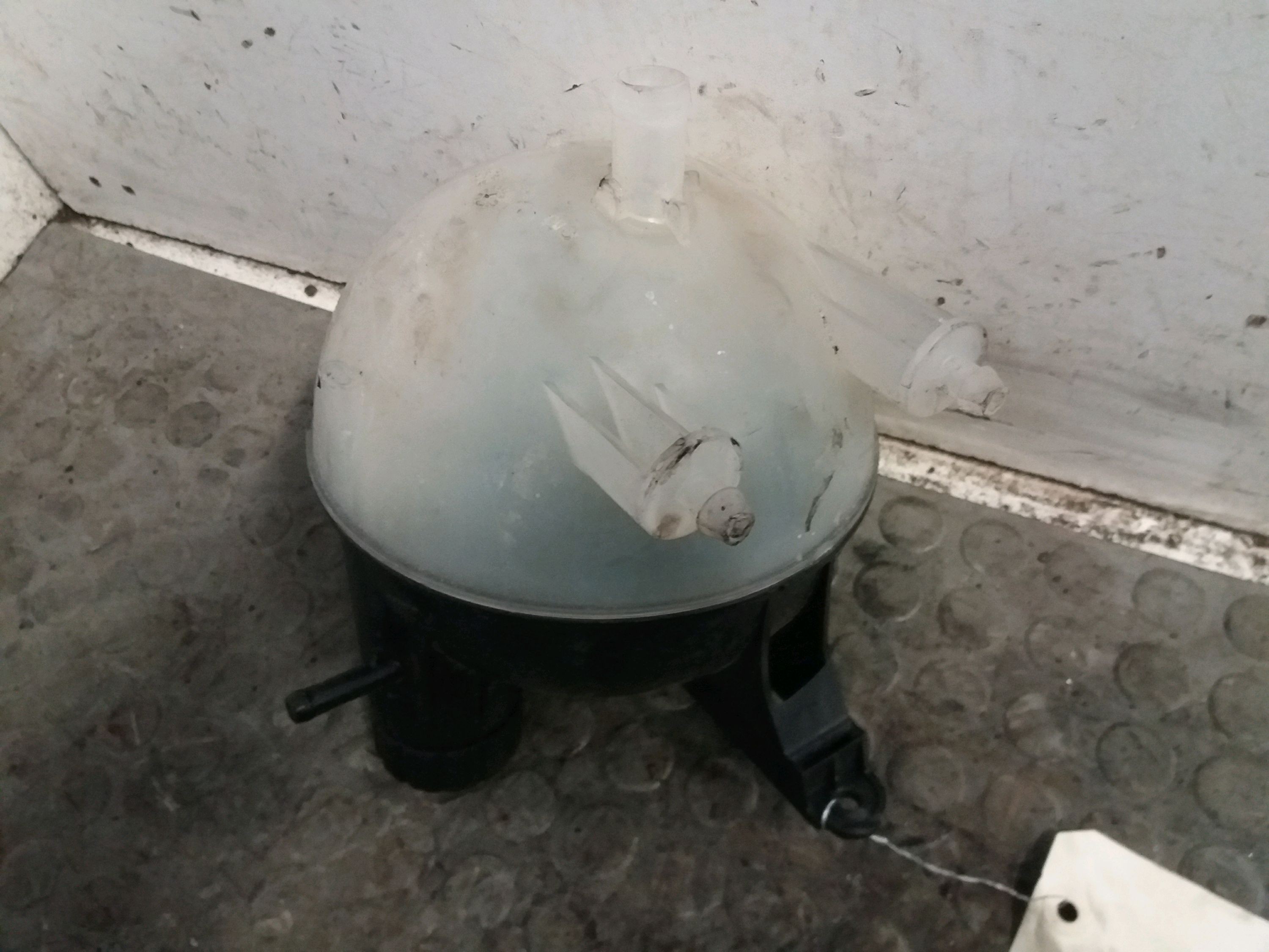 VASE EXPANSION