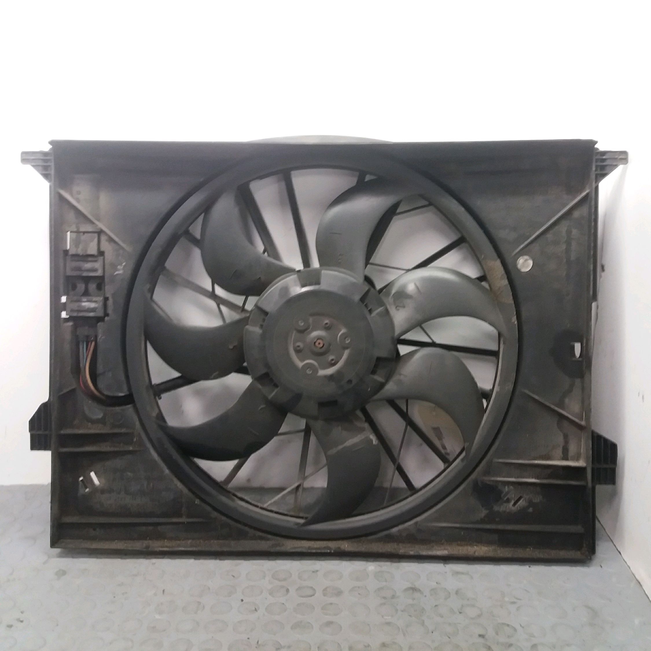 VENTILATEUR DE REFROIDISSEMENT