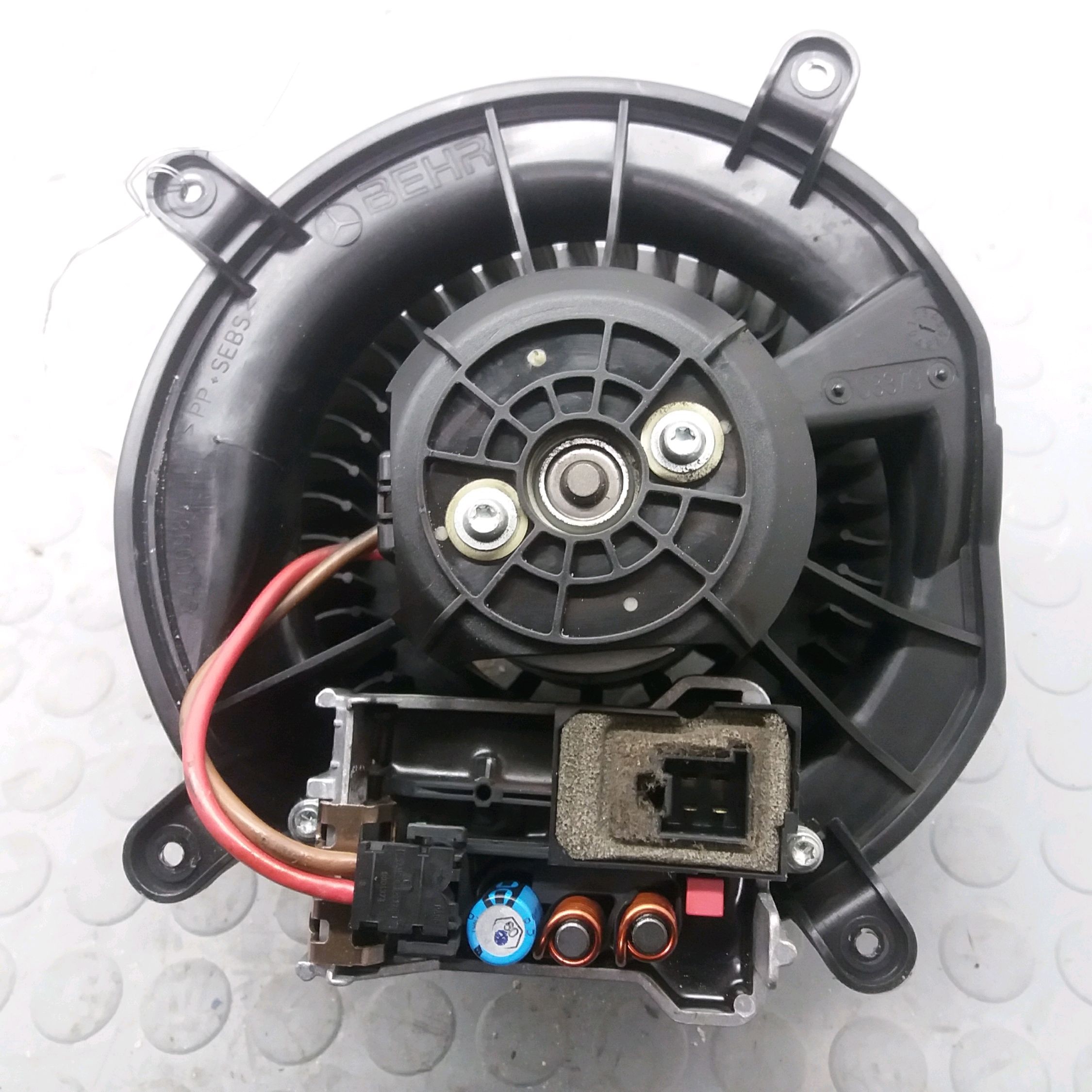 VENTILATEUR DE CHAUFFAGE
