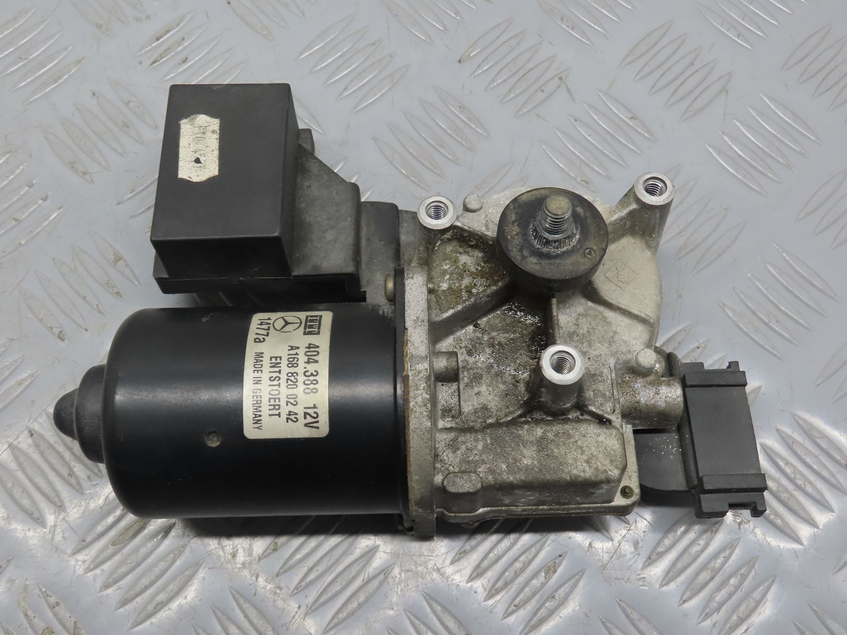 MOTEUR ESSUIE-GLACE AV