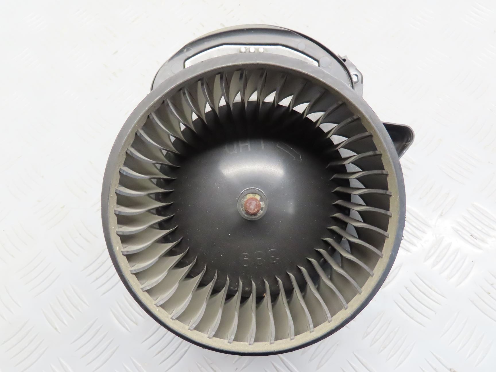 VENTILATEUR DE CHAUFFAGE