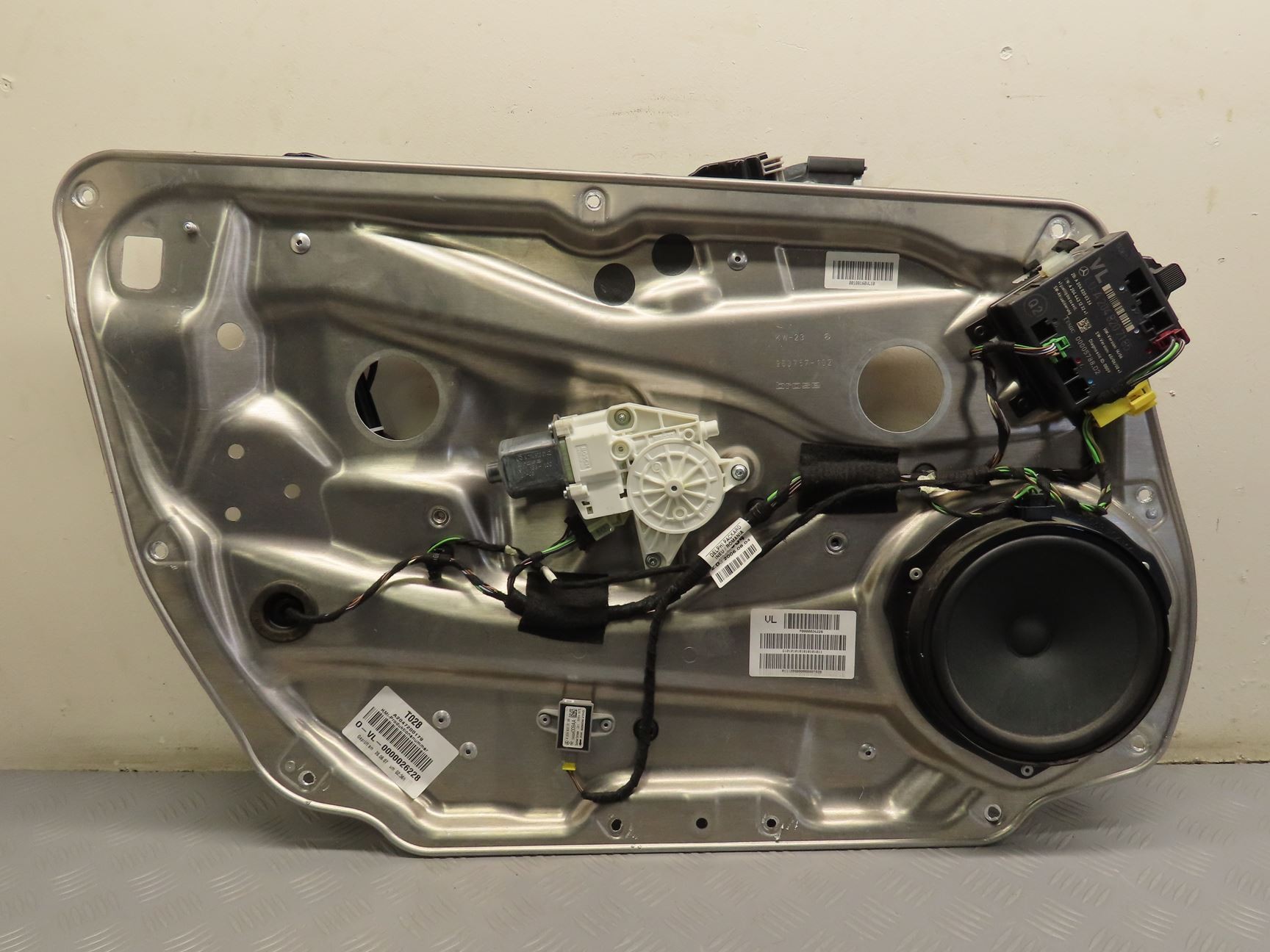 MECANISME+MOTEUR LEVE-GLACE AVG