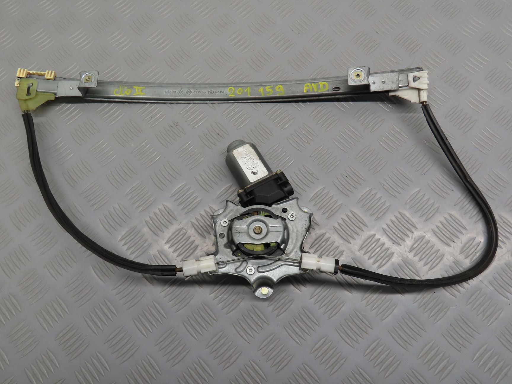 MECANISME+MOTEUR LEVE-GLACE AVD