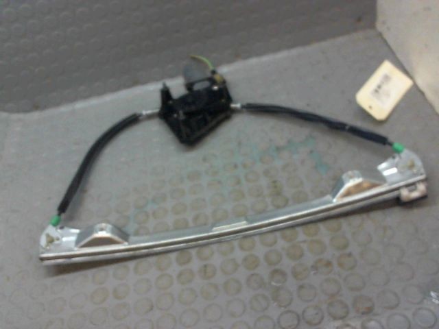 MECANISME+MOTEUR LEVE-GLACE AVD