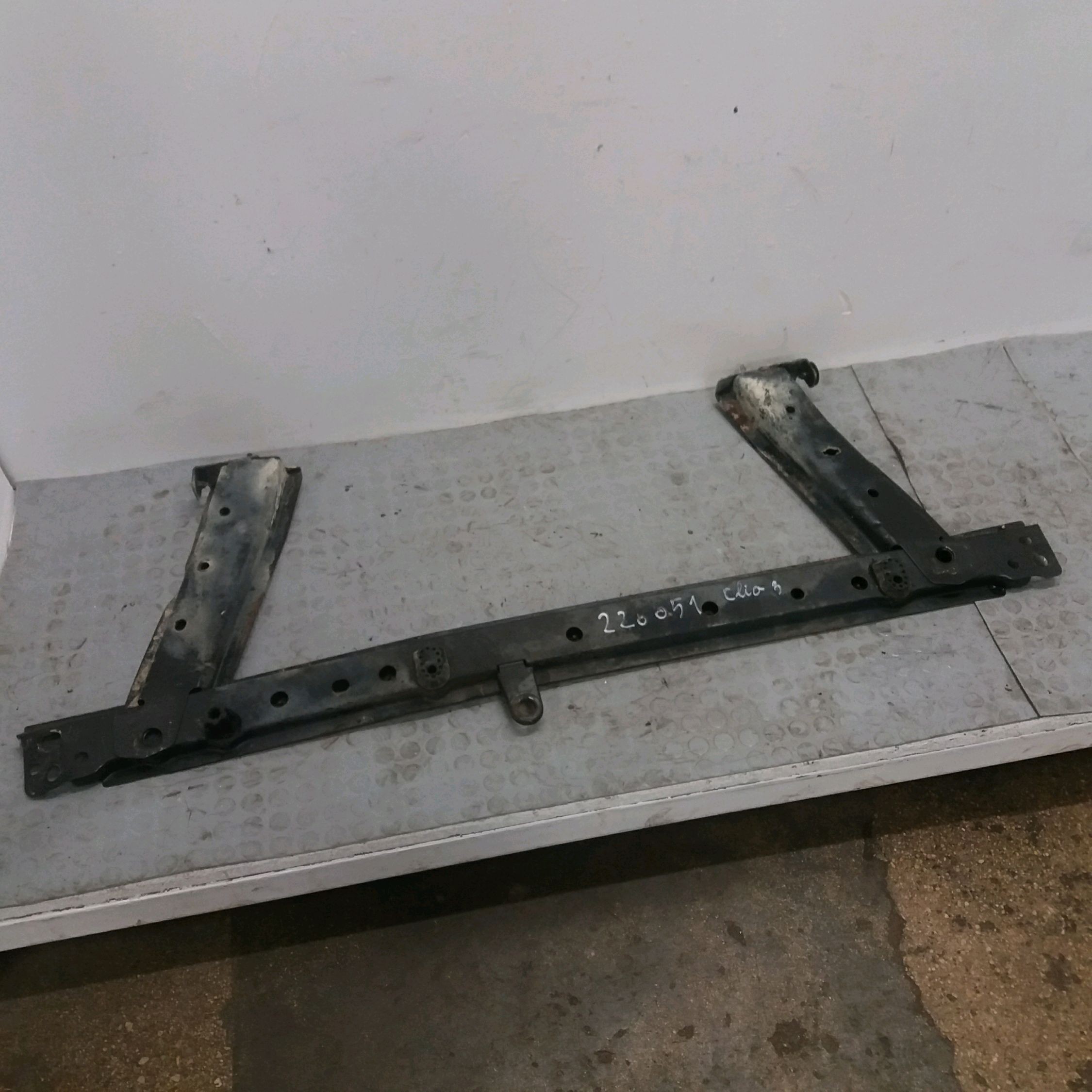TRAVERSE INF ARMATURE AV
