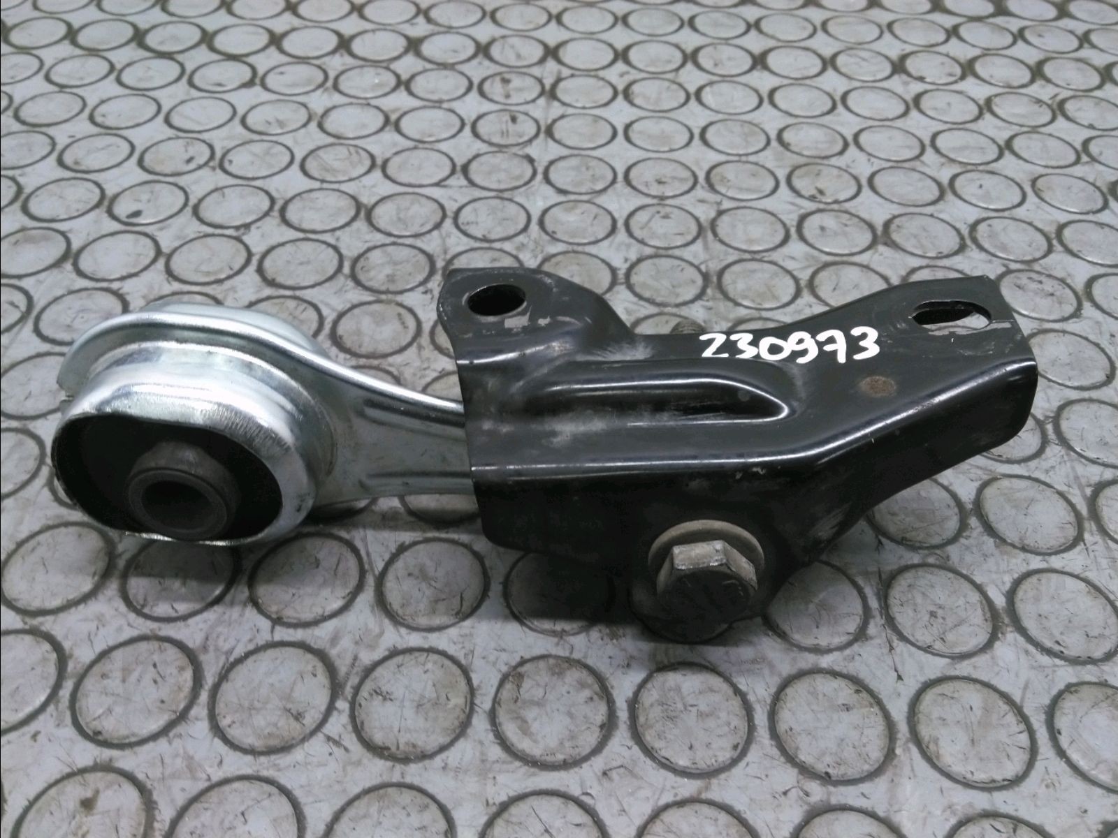 BIELLETTE ANTI-COUPLE MOTEUR