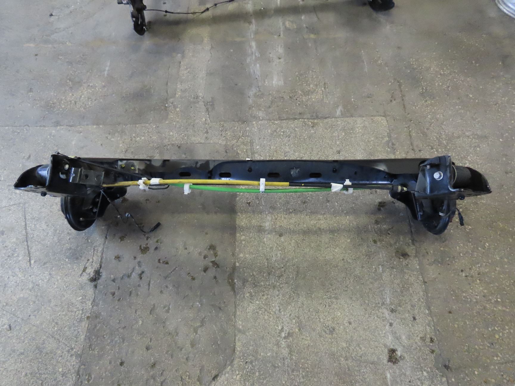 TRAIN AR