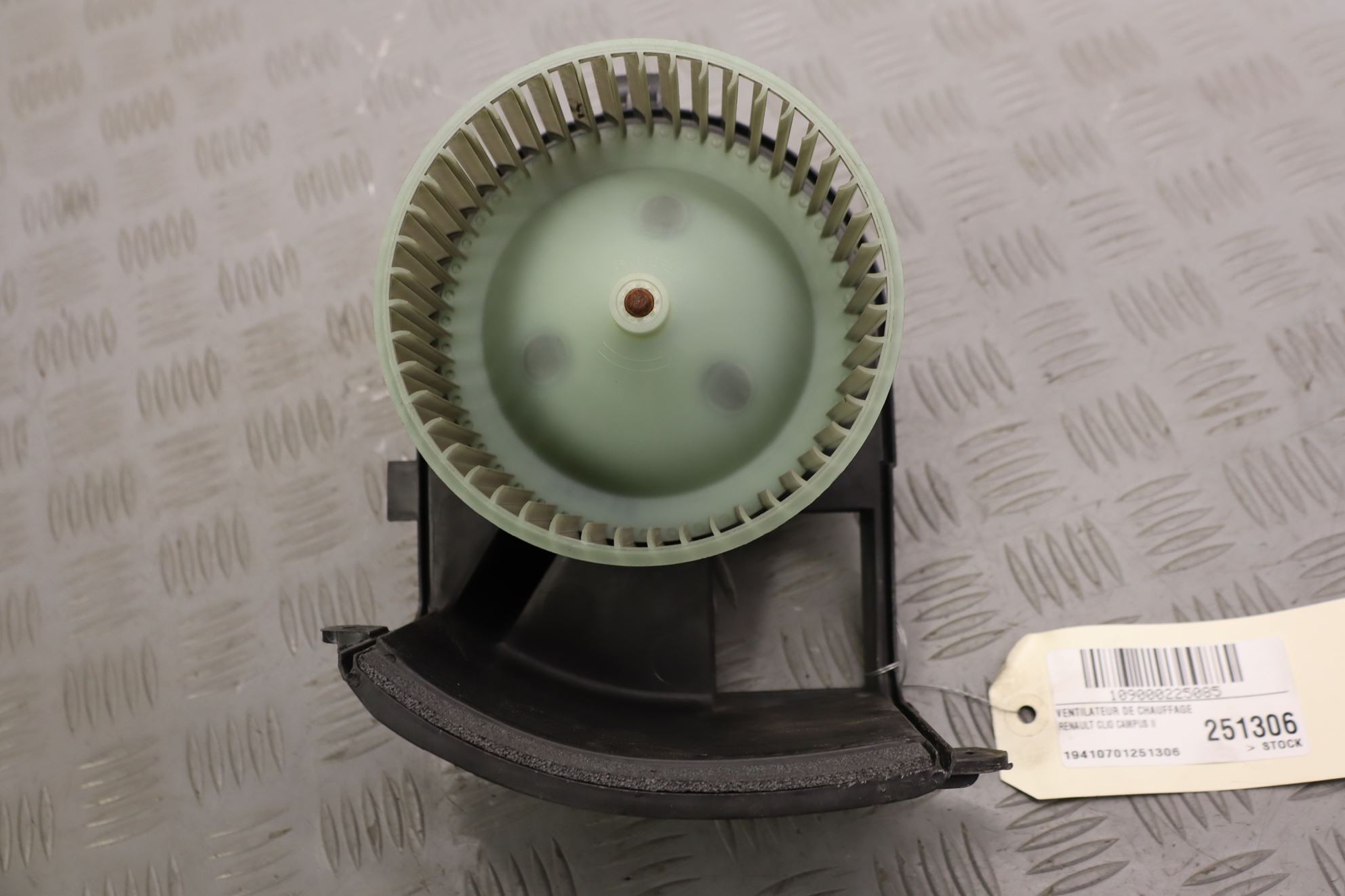 VENTILATEUR DE CHAUFFAGE