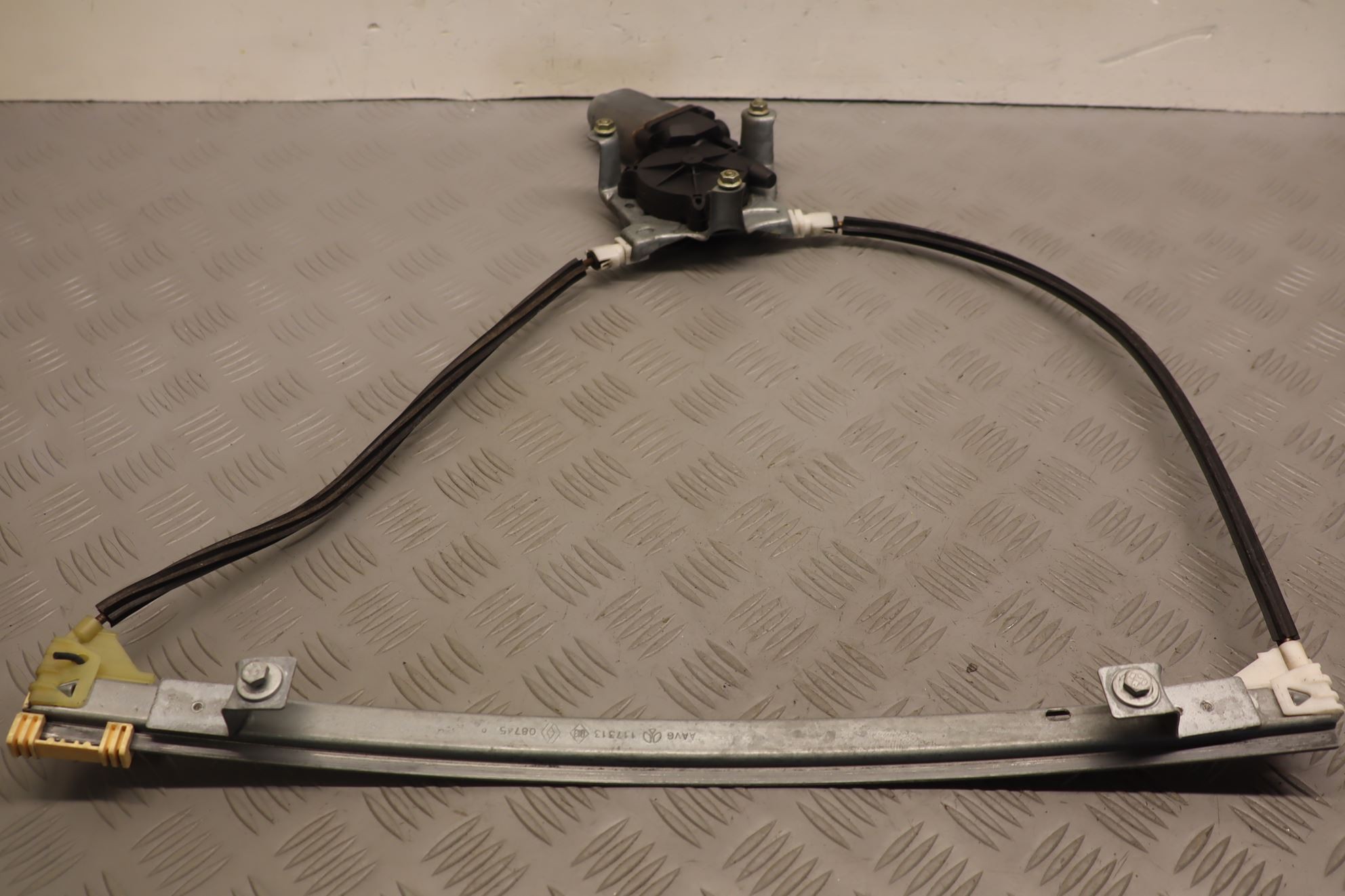 MECANISME+MOTEUR LEVE-GLACE AVG