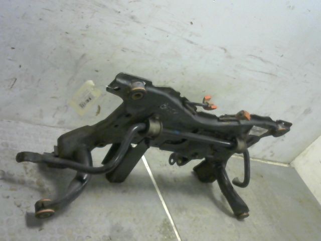 BERCEAU MOTEUR AV