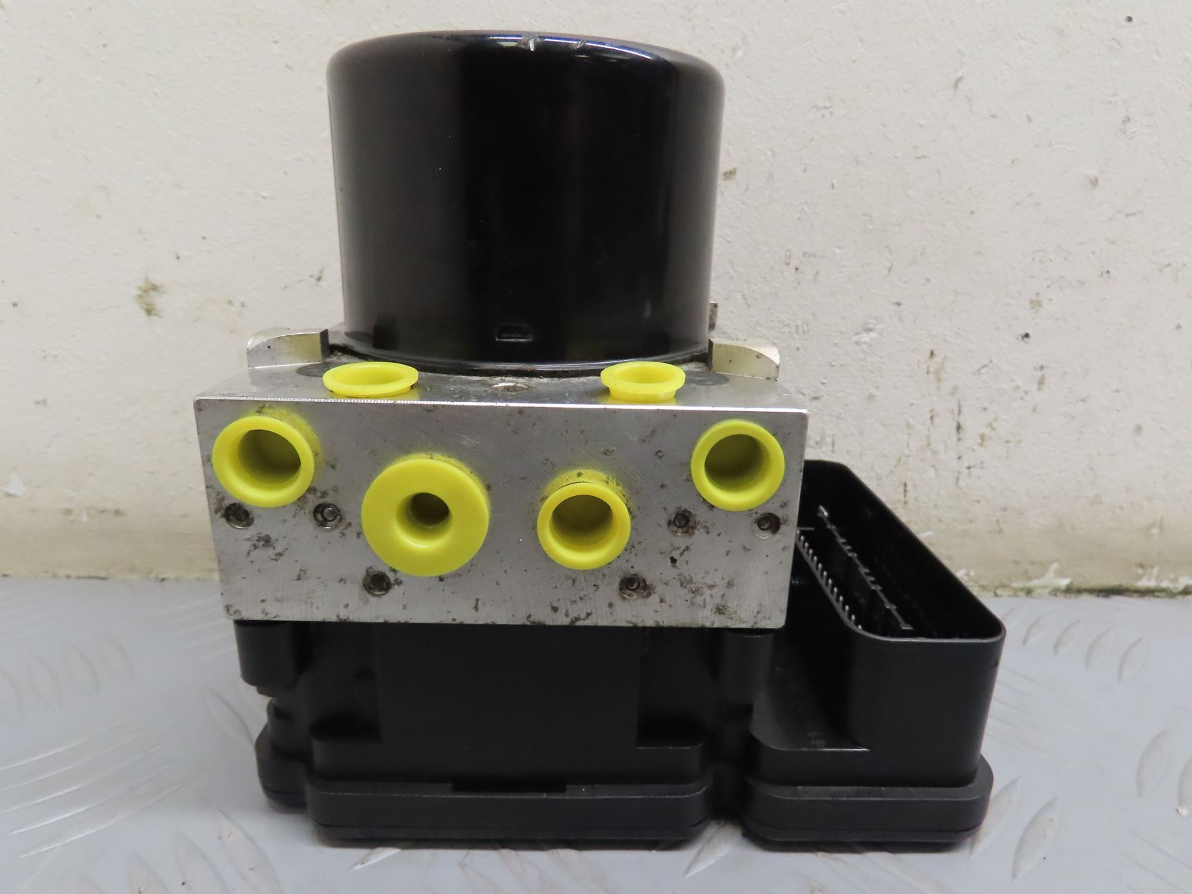 UNITE HYDRAULIQUE ABS