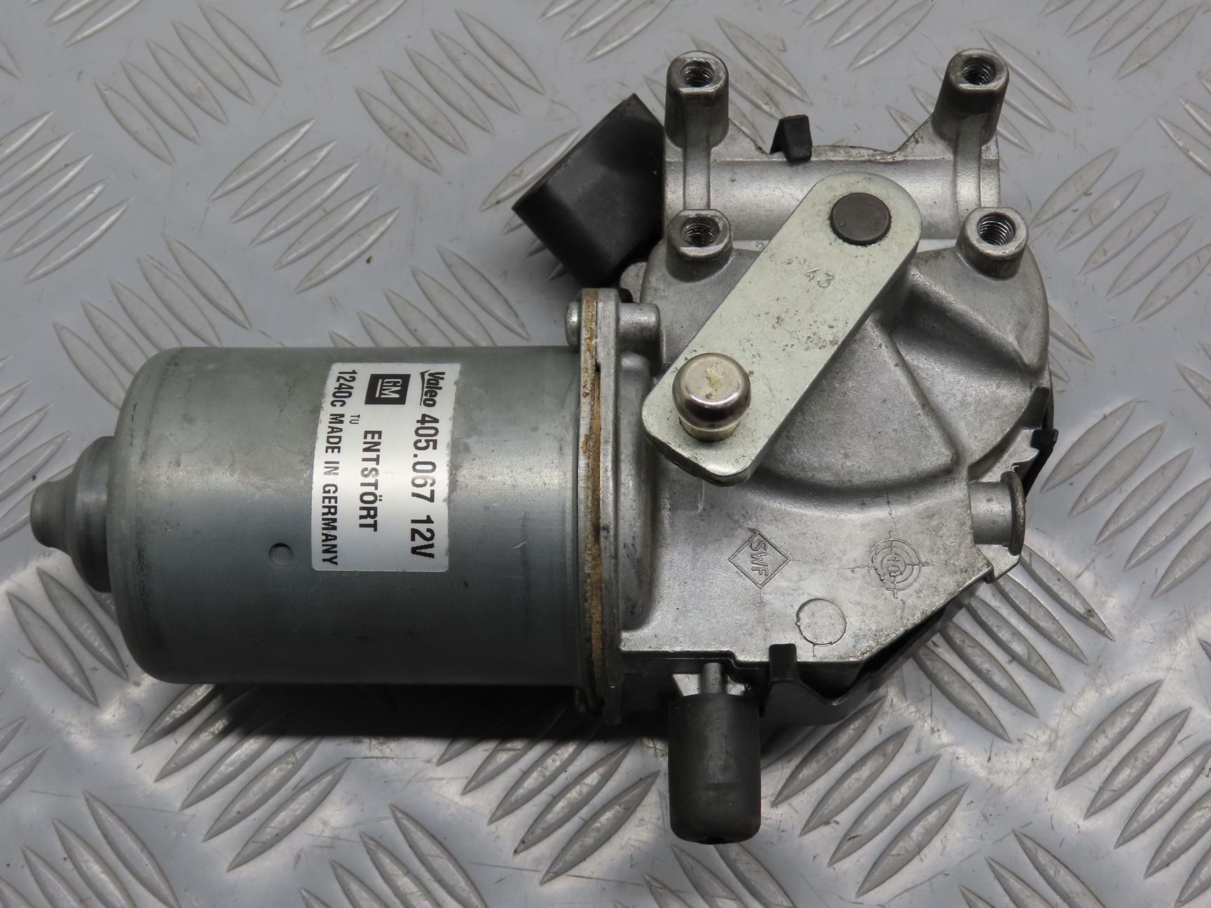 MOTEUR ESSUIE-GLACE AV