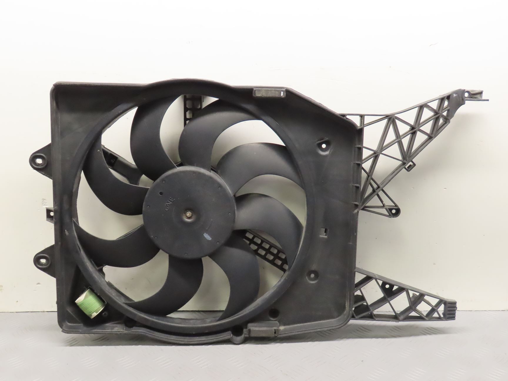 VENTILATEUR DE REFROIDISSEMENT