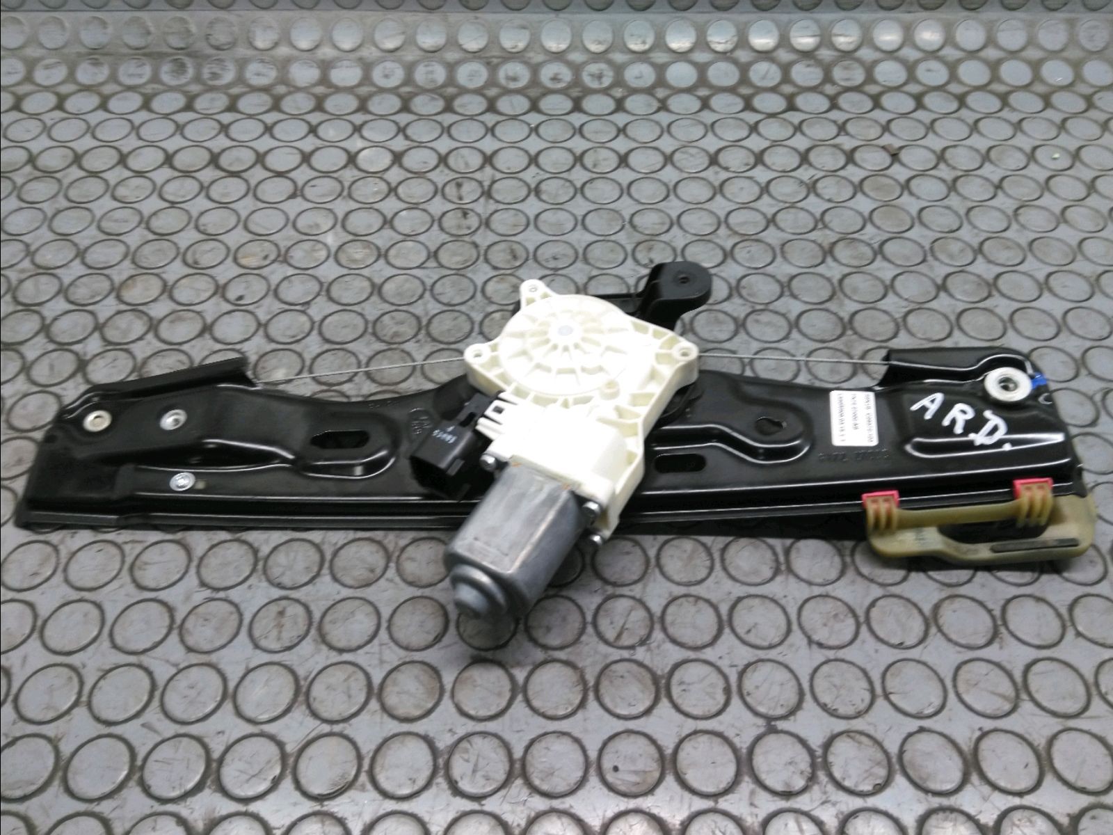 MECANISME+MOTEUR LEVE-GLACE ARD