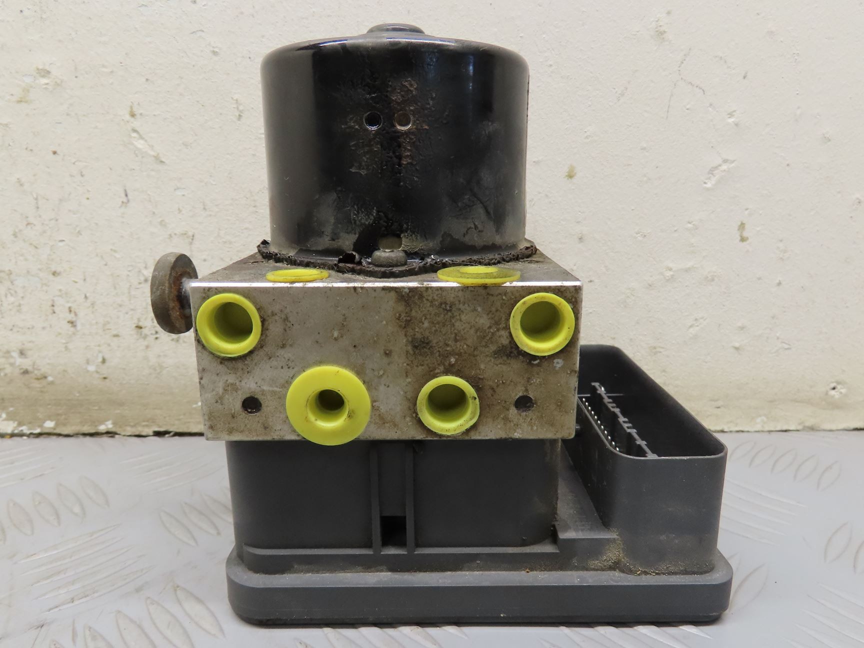 UNITE HYDRAULIQUE ABS