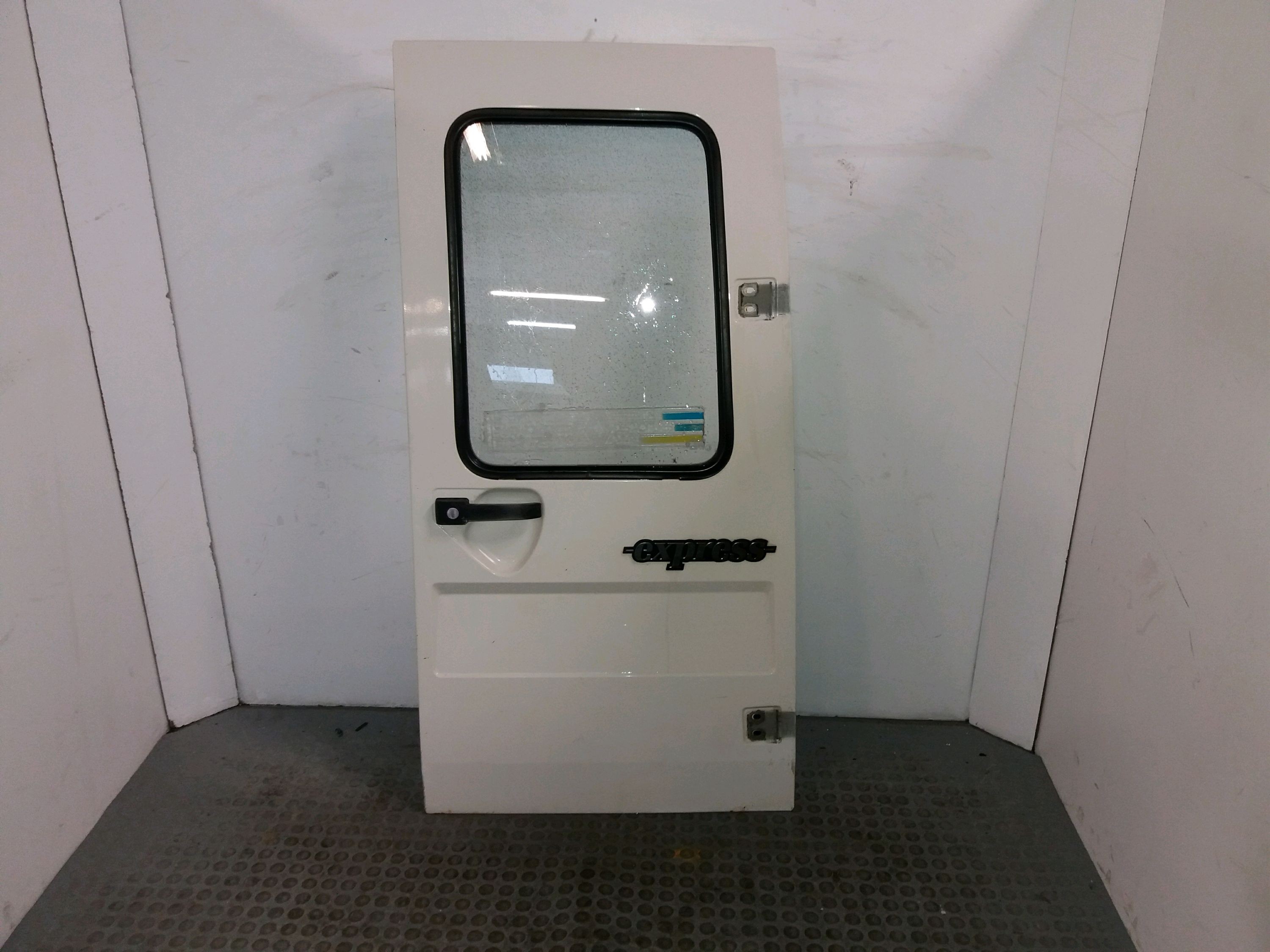 PORTE BATTANTE ARD
