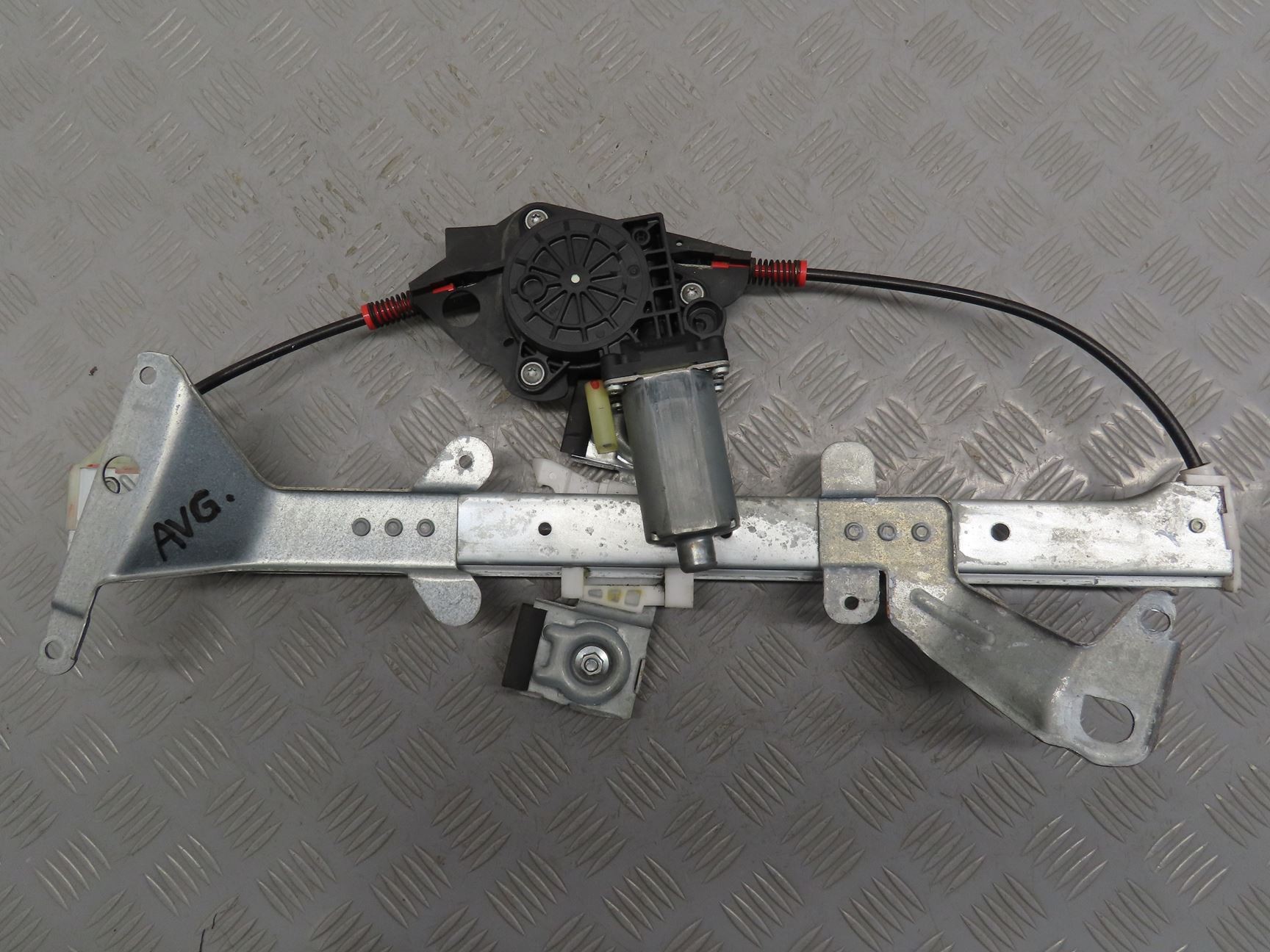 MECANISME+MOTEUR LEVE-GLACE AVG