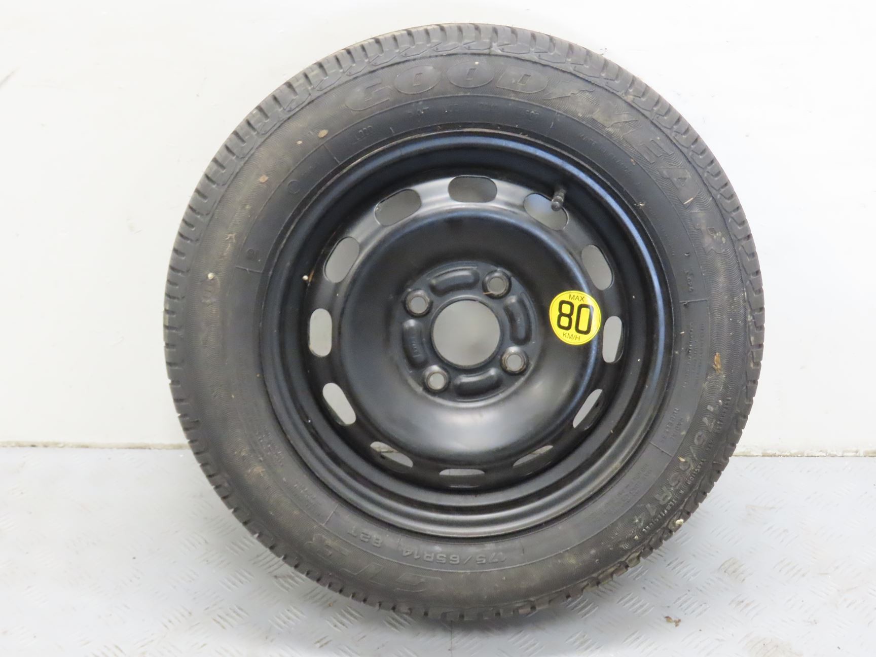 ROUE SECOURS