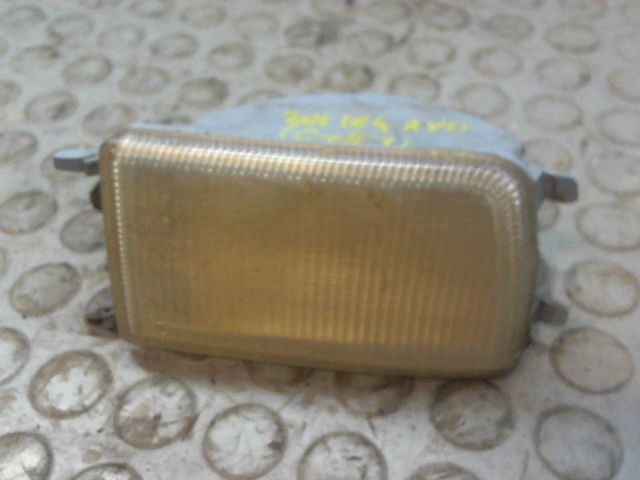 PHARE ANTIBROUILLARD AVD