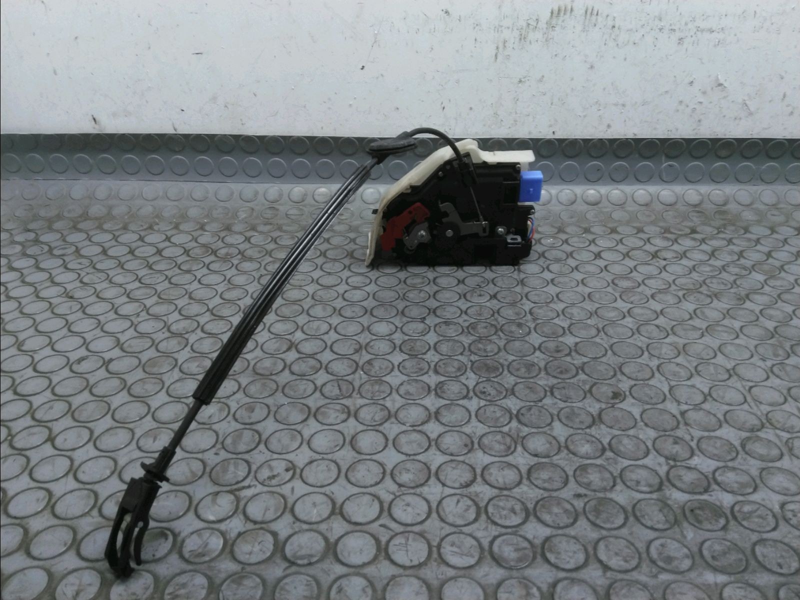 SERRURE PORTE AVG