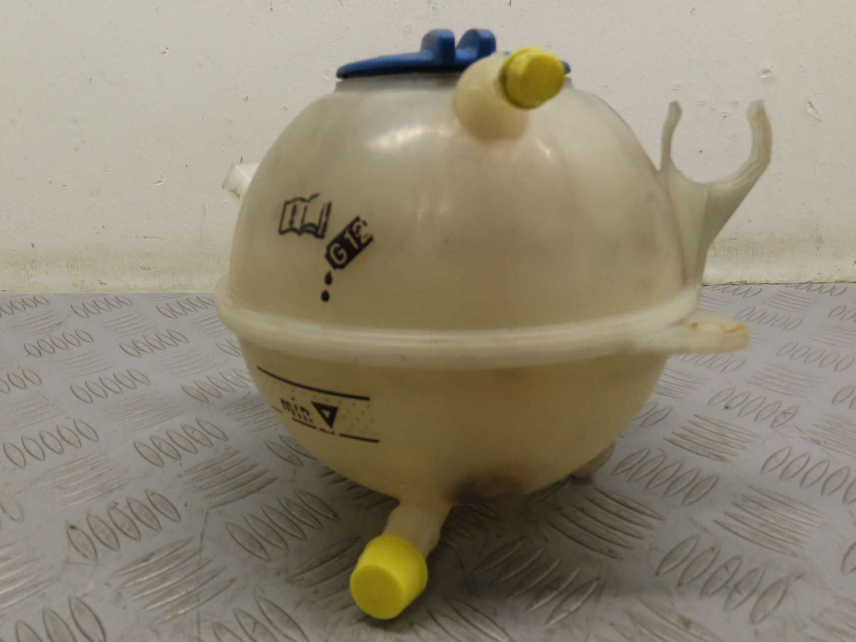 VASE EXPANSION