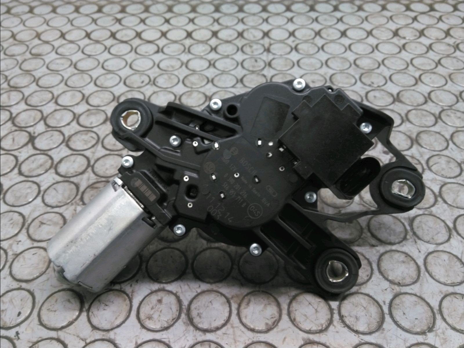MOTEUR ESSUIE-GLACE AR