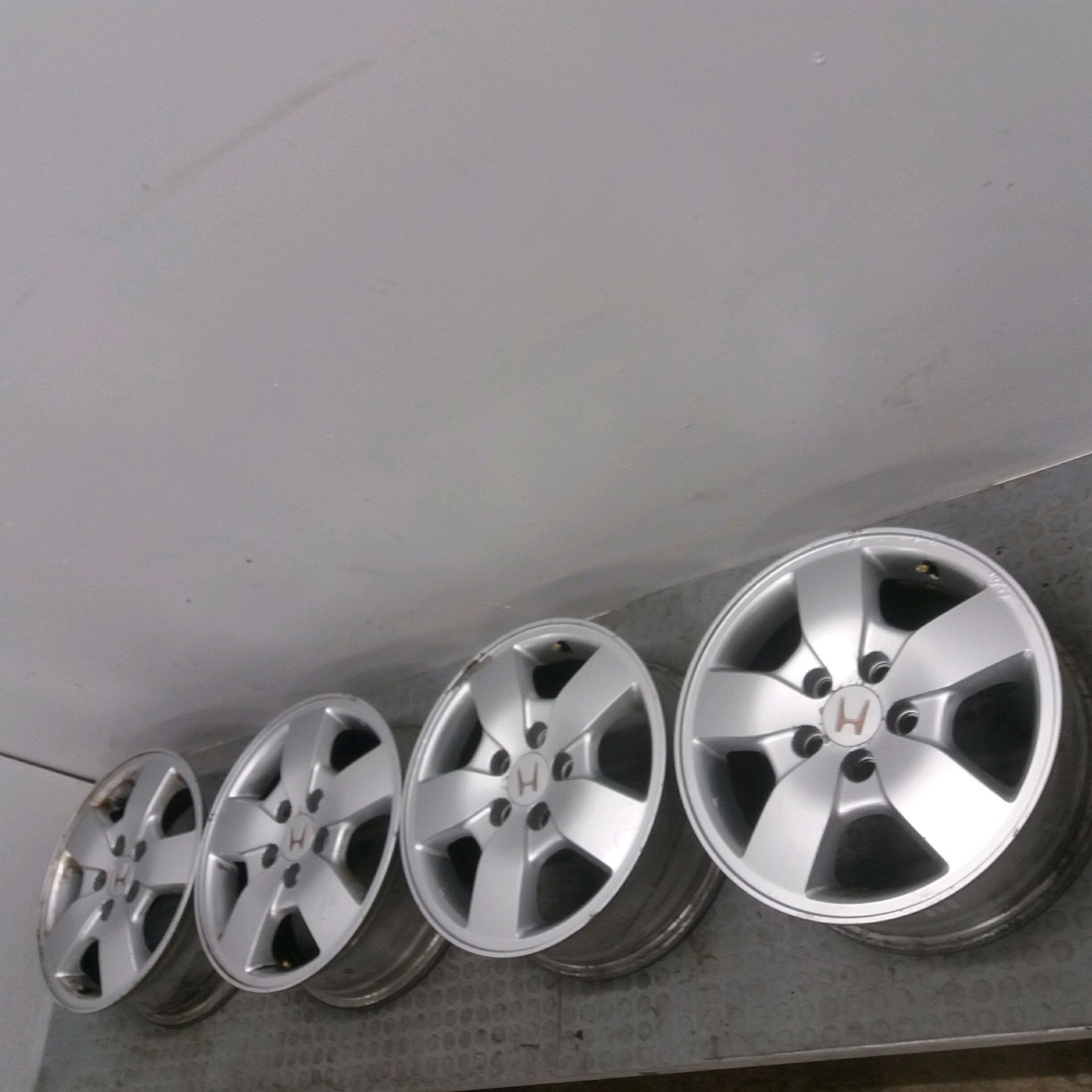 JANTE ALUMINIUM 4