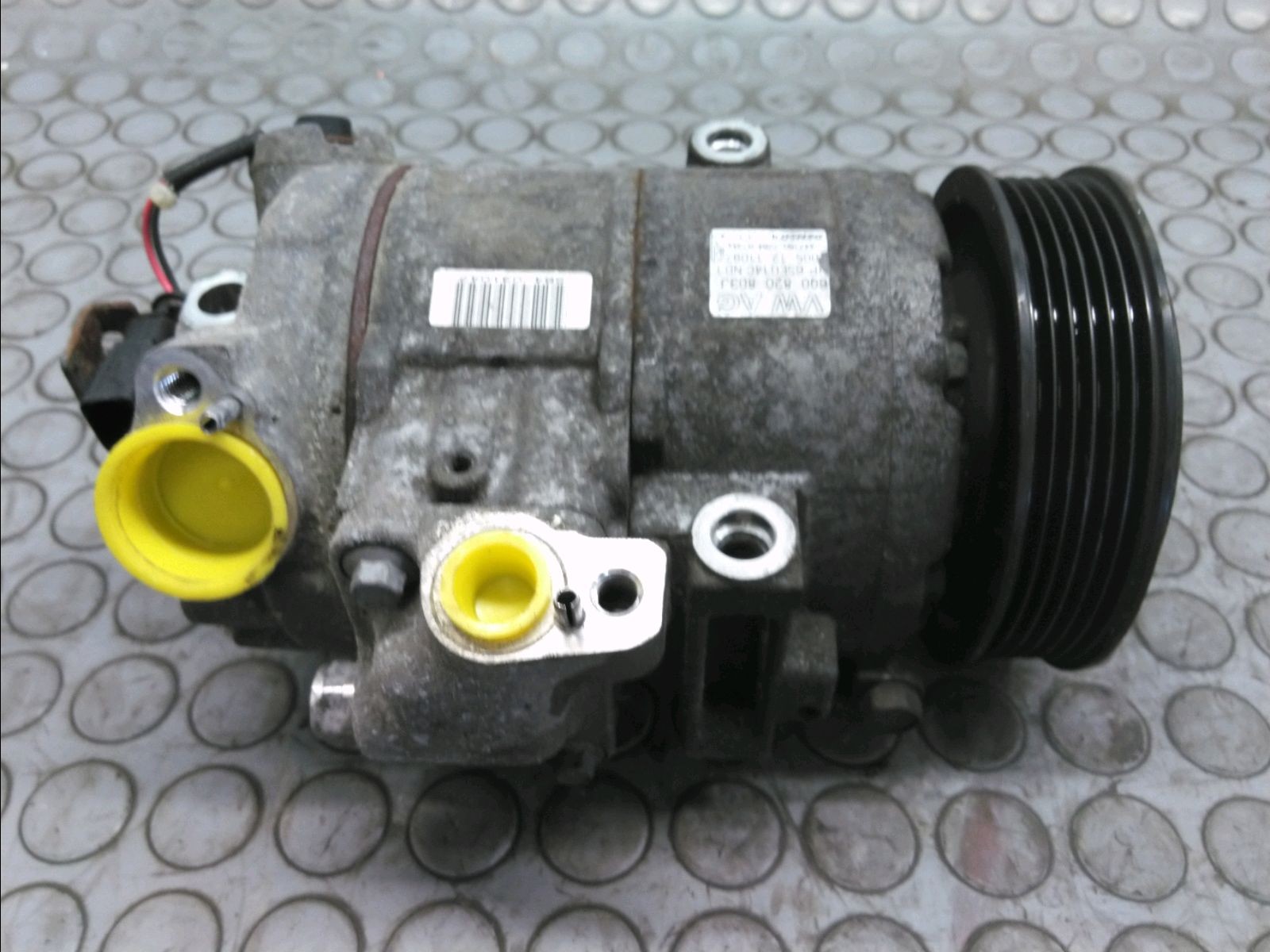 COMPRESSEUR AIR CONDITIONNE