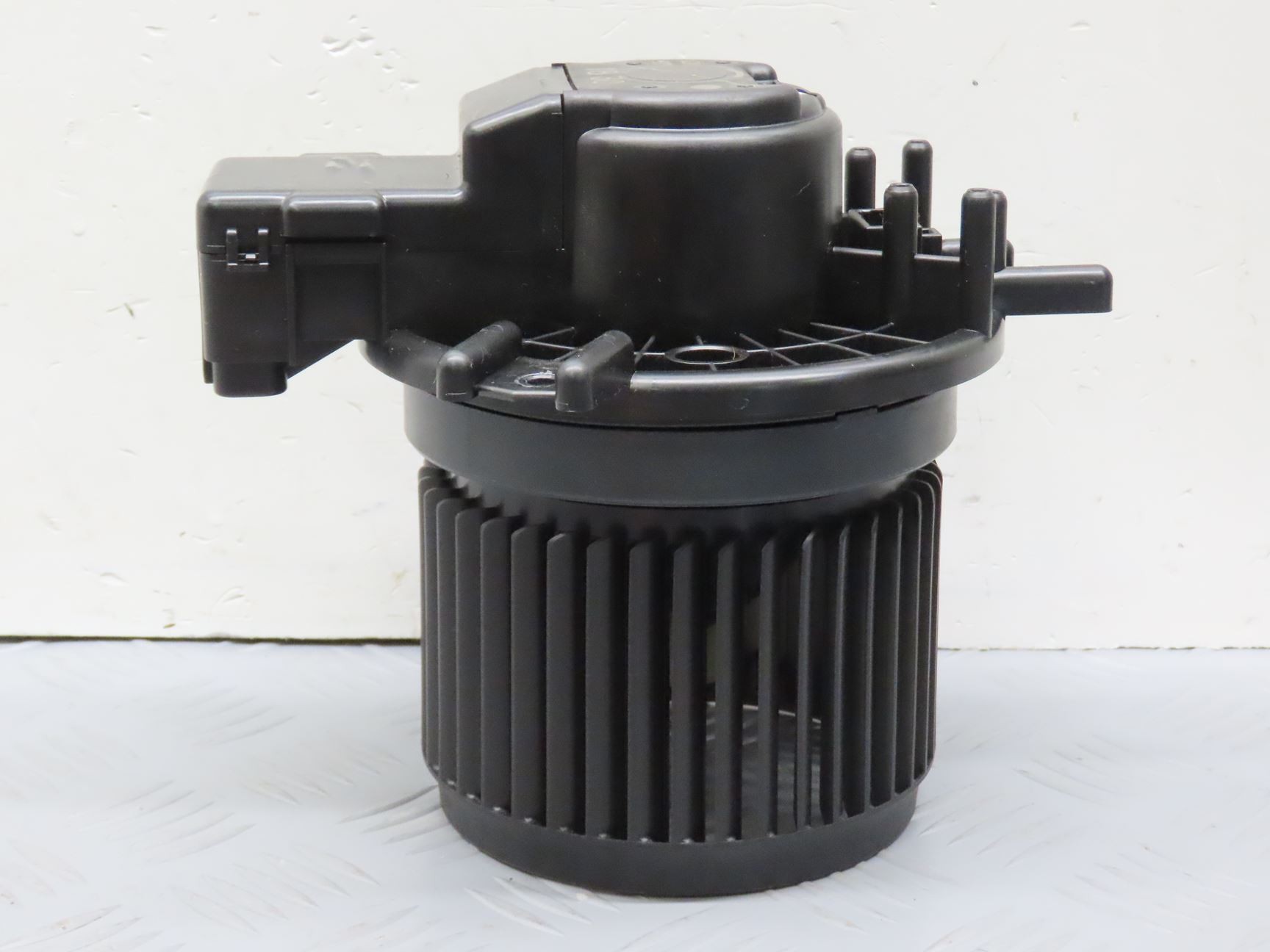 VENTILATEUR DE CHAUFFAGE