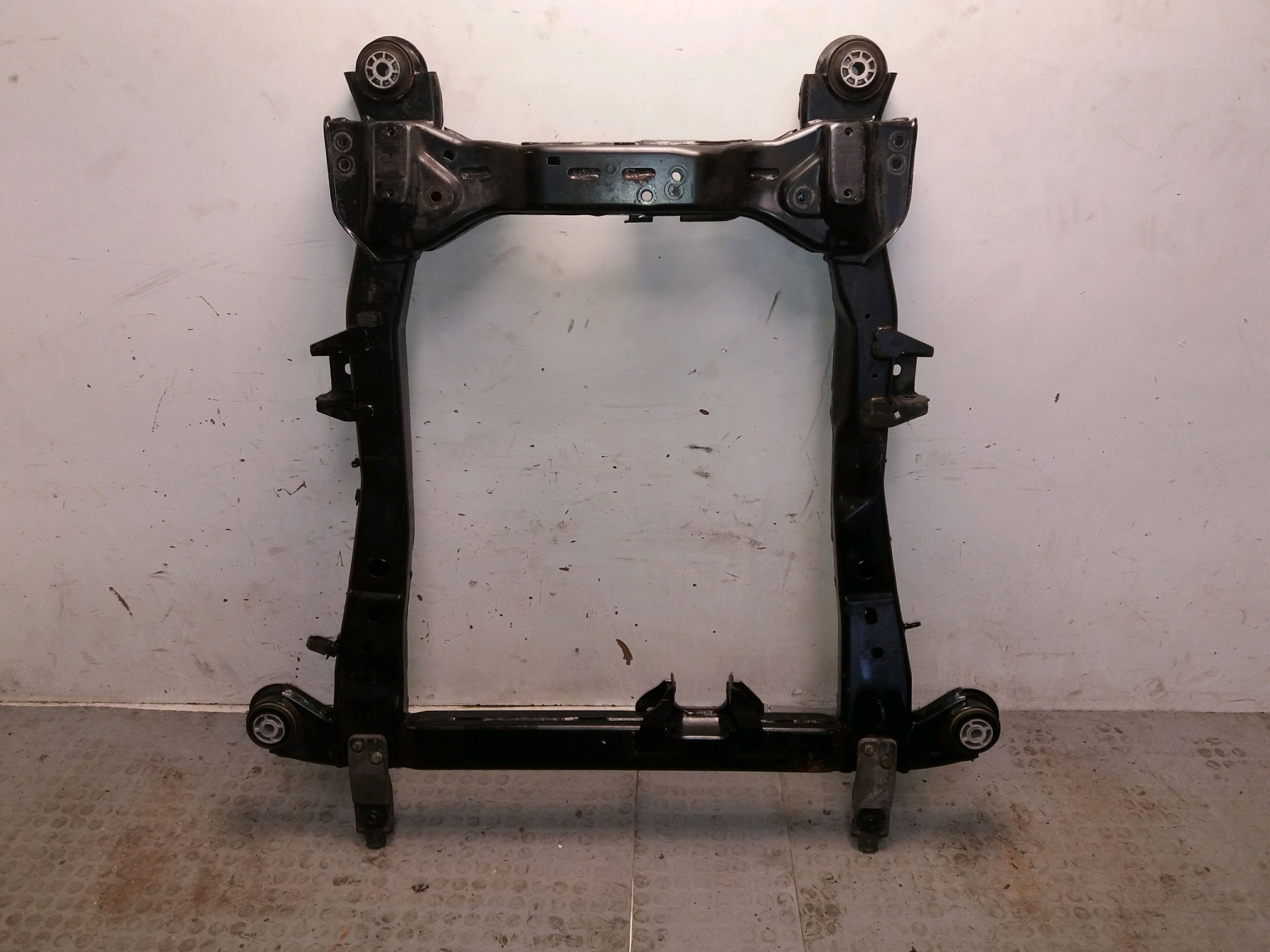 BERCEAU MOTEUR AV