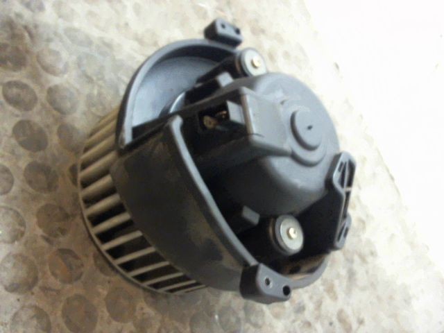 VENTILATEUR DE CHAUFFAGE