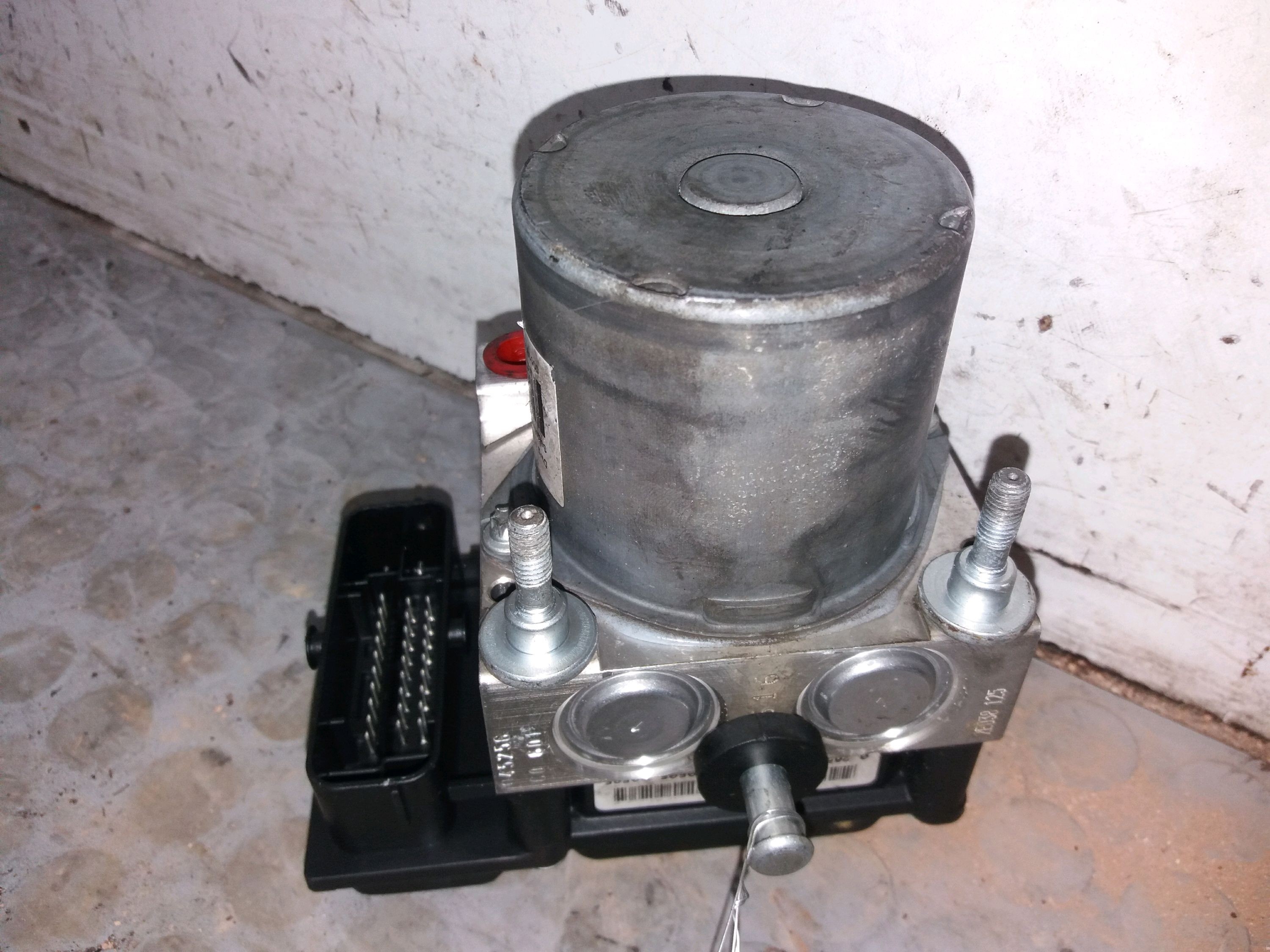 UNITE HYDRAULIQUE ABS