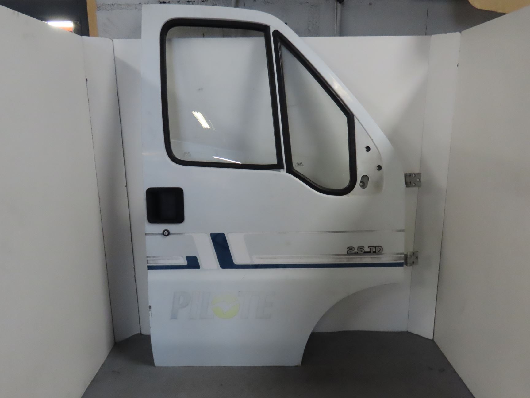 PORTE AVD