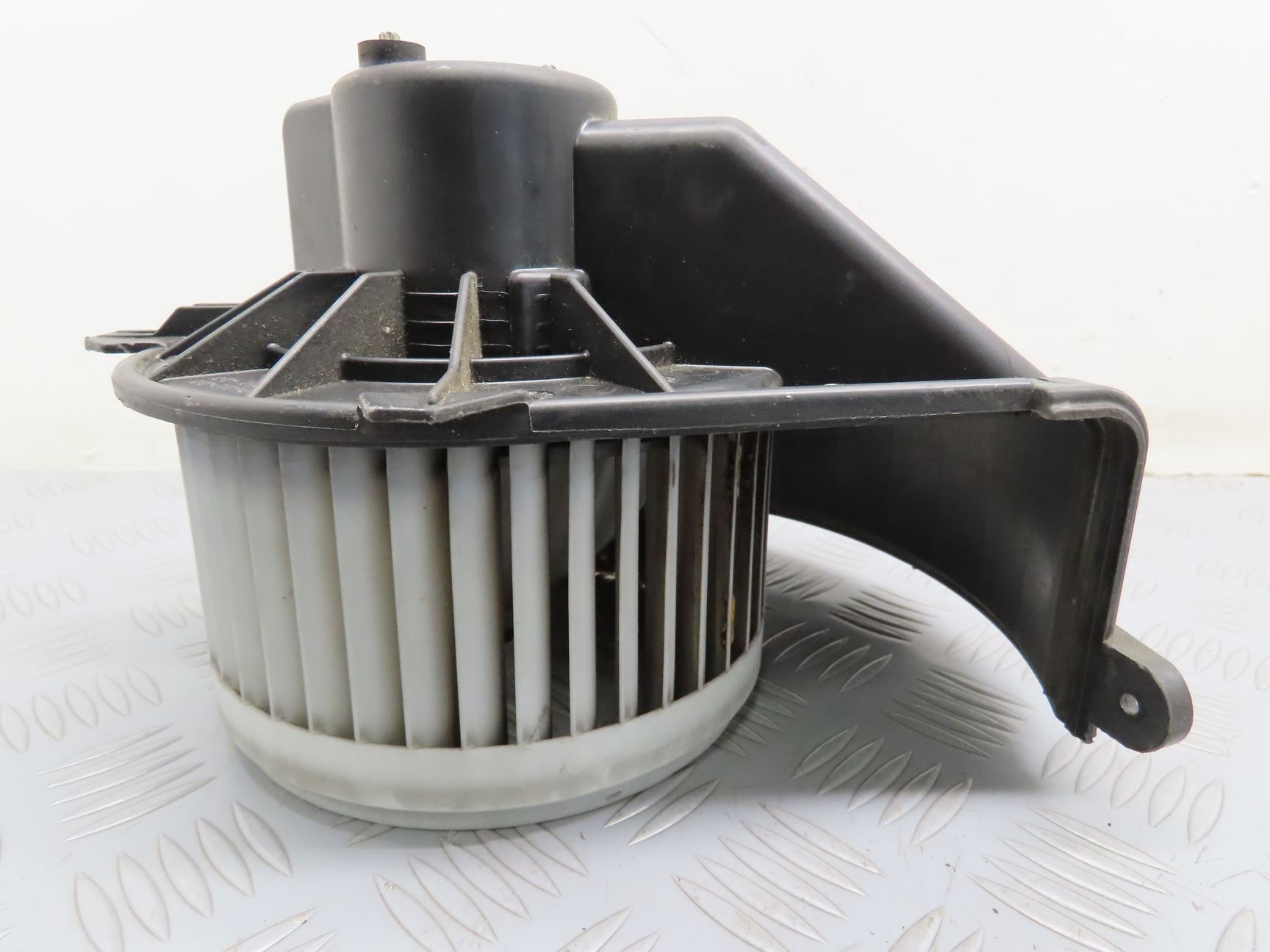 VENTILATEUR DE CHAUFFAGE