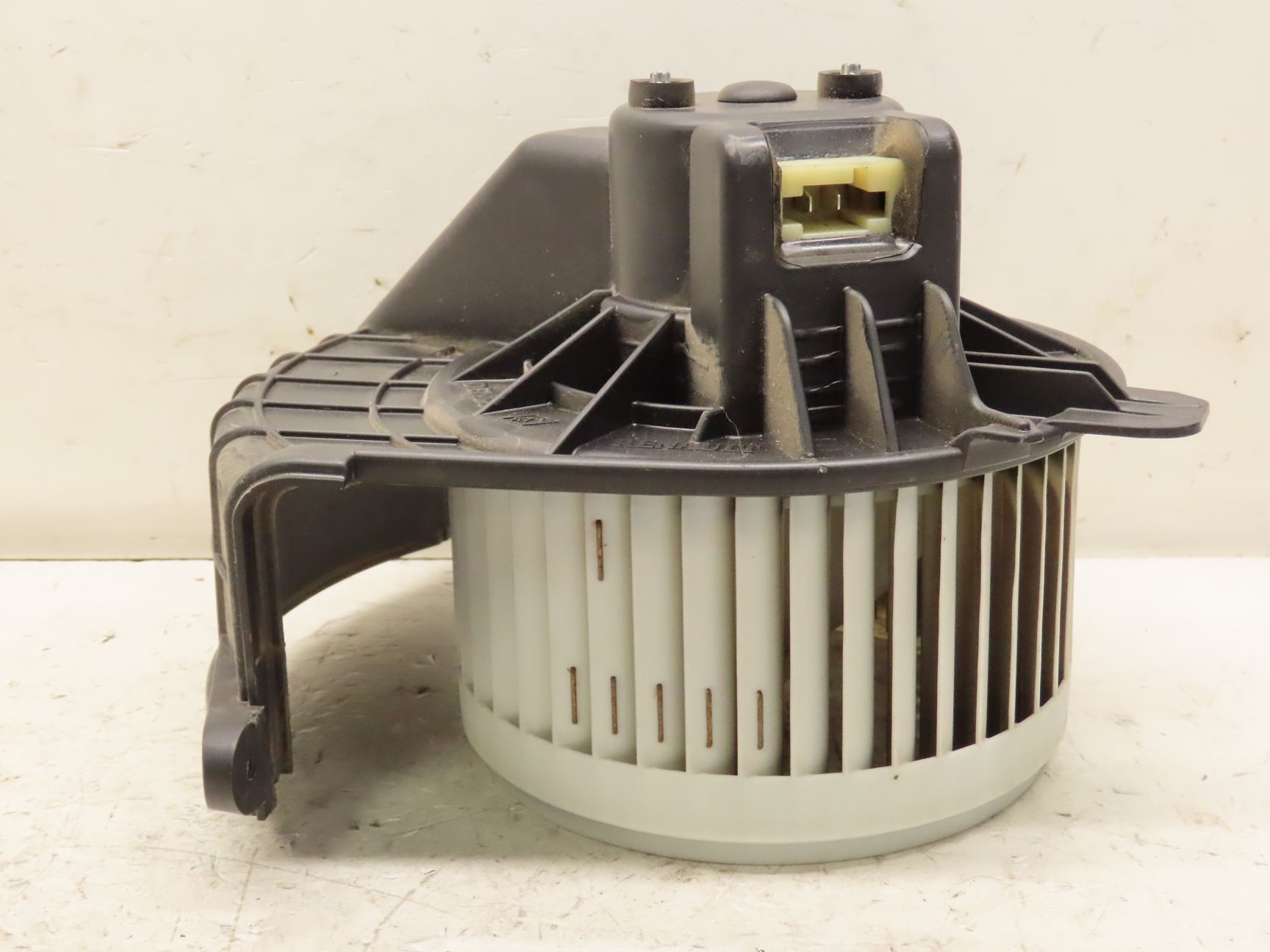 VENTILATEUR DE CHAUFFAGE