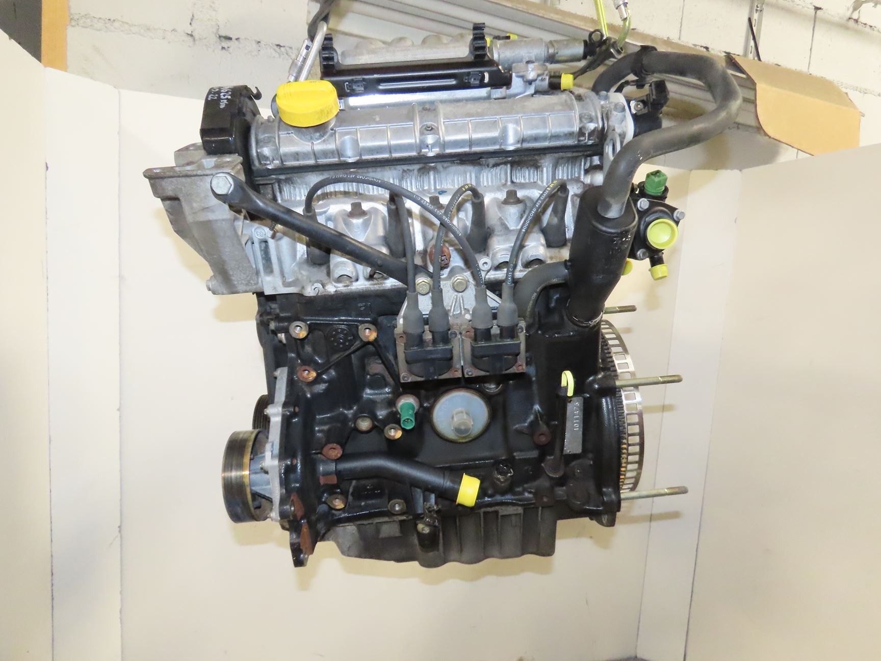 MOTEUR ESSENCE