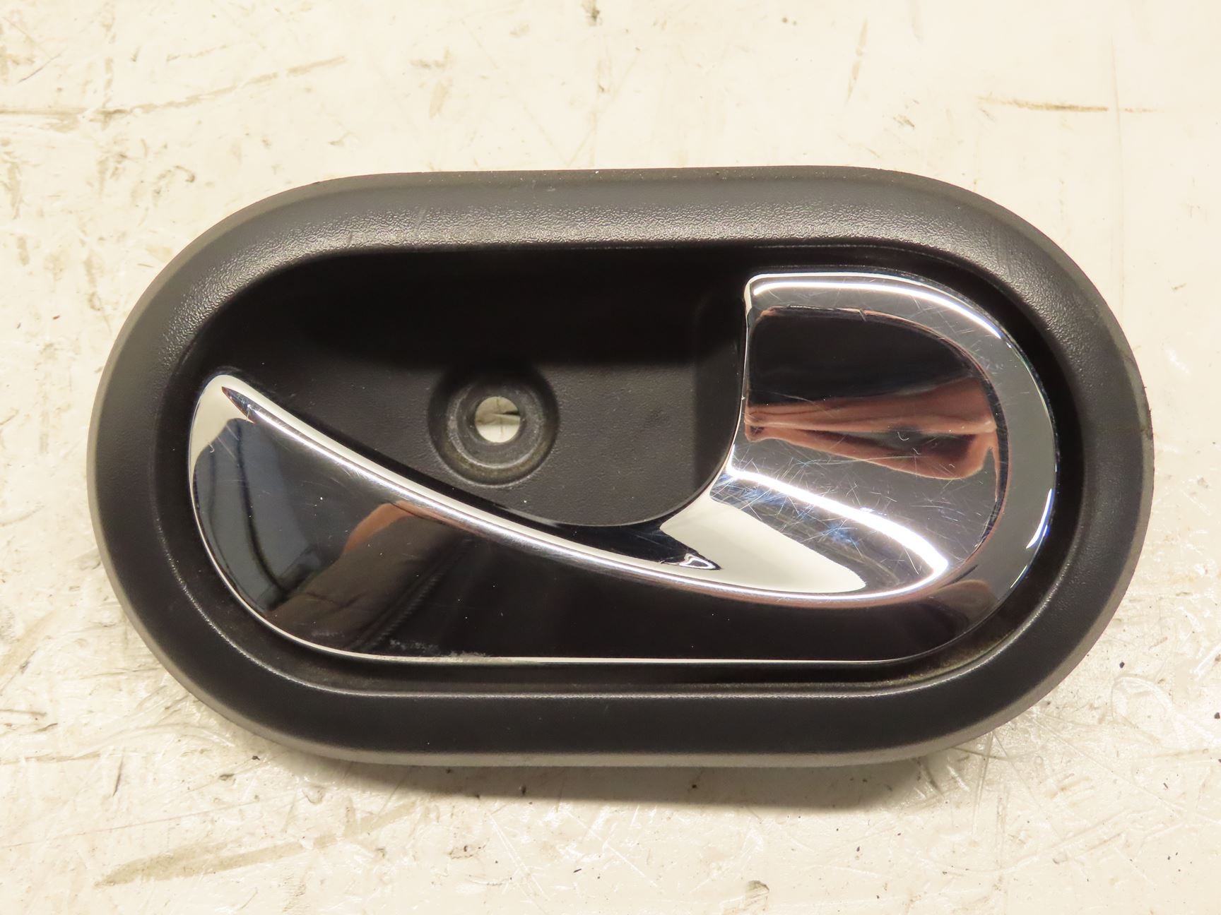 POIGNEE INT PORTE ARD