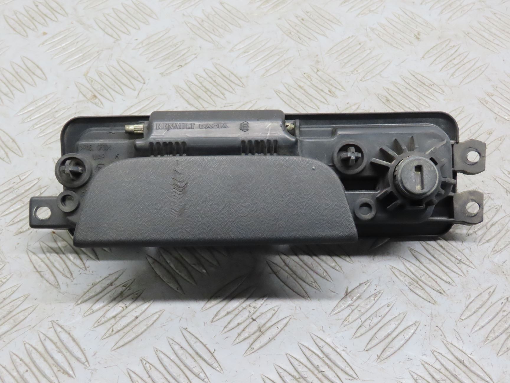 POIGNEE EXT PORTE BATTANTE G