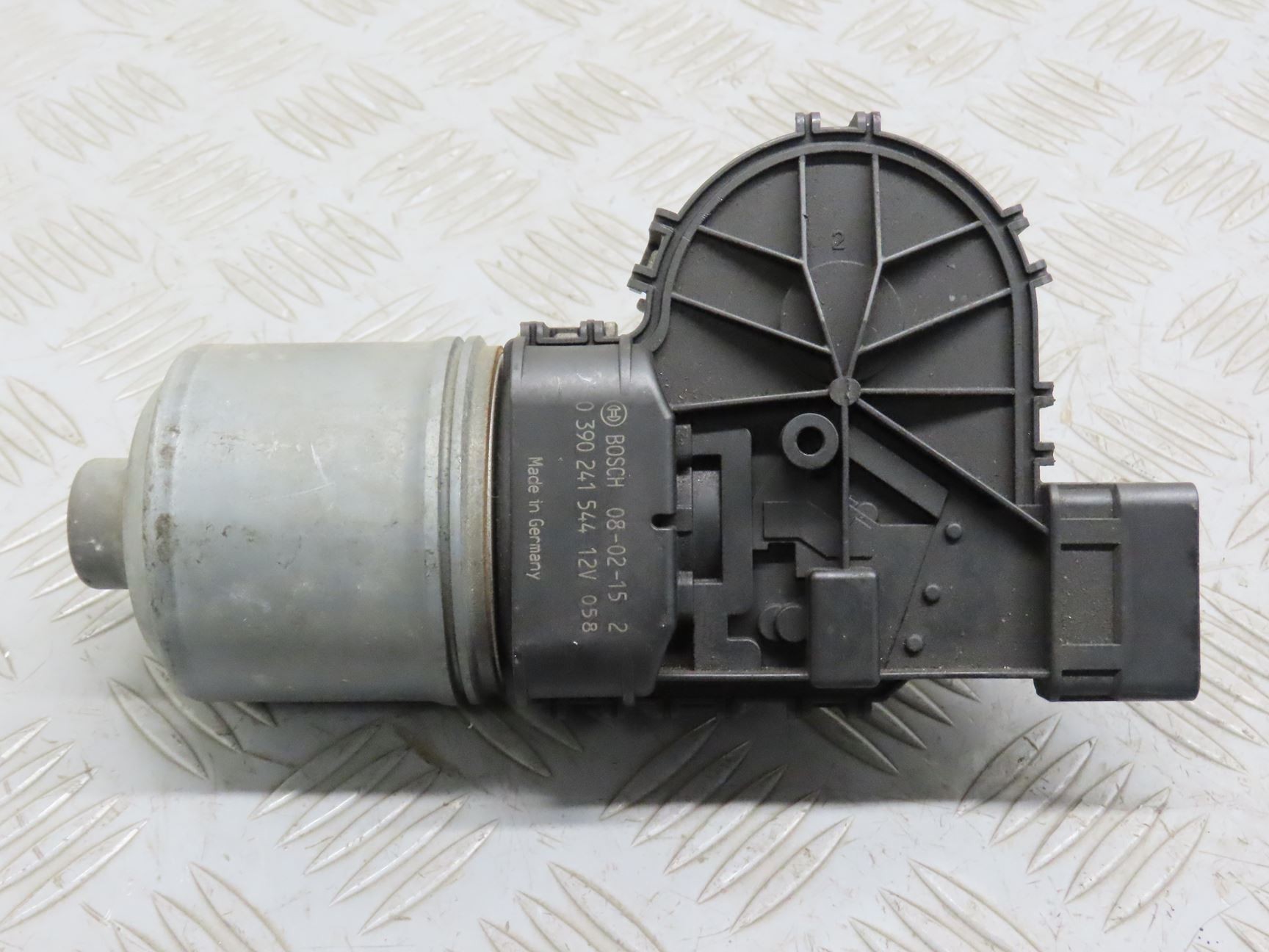 MOTEUR ESSUIE-GLACE AV