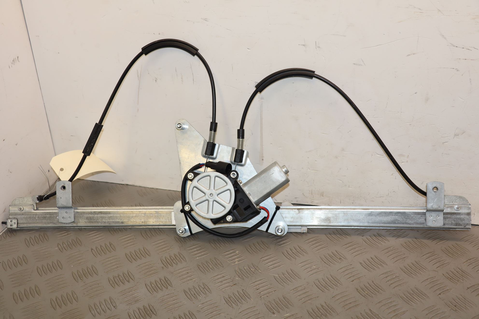 MECANISME+MOTEUR LEVE-GLACE AVG