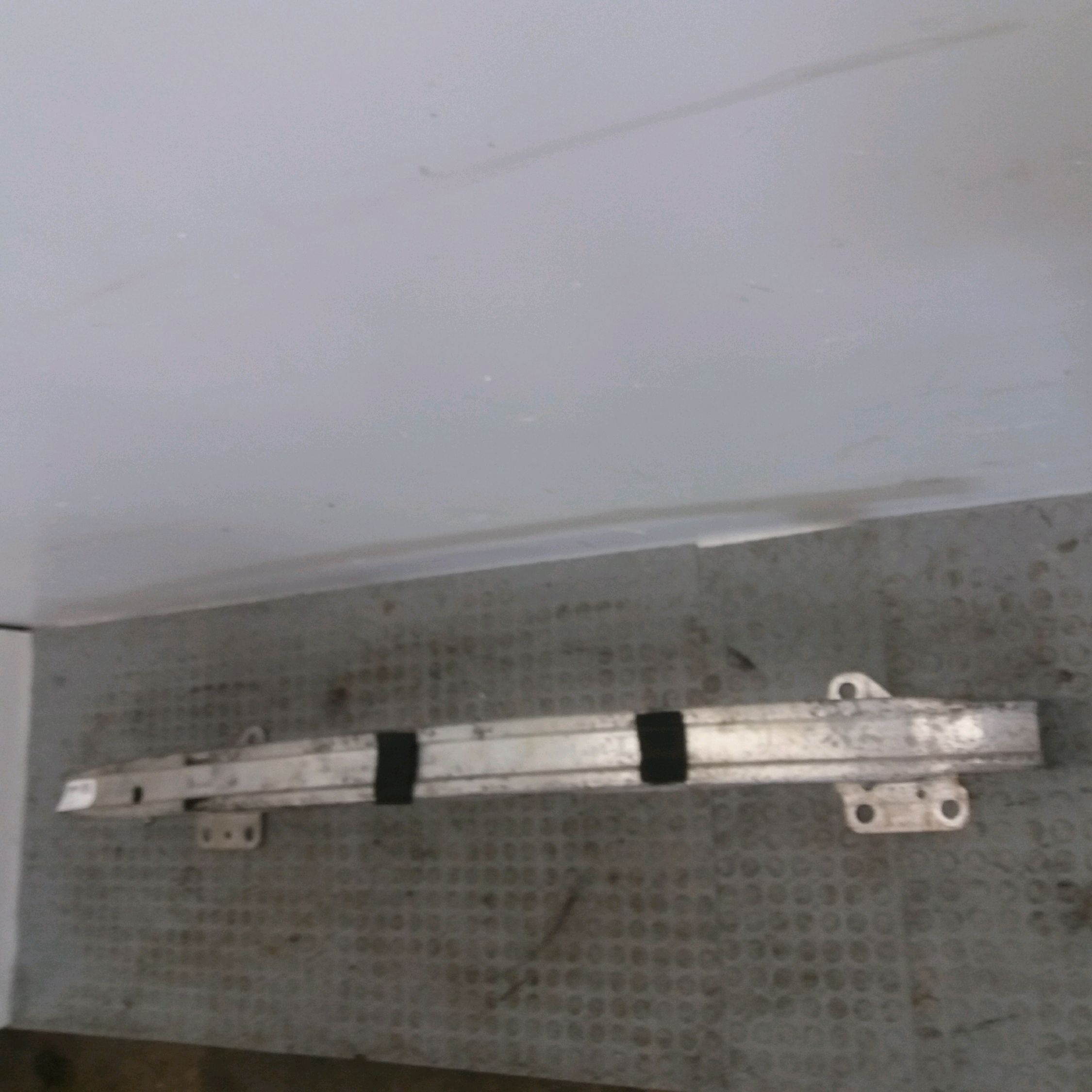 RENFORT PARE-CHOC AV