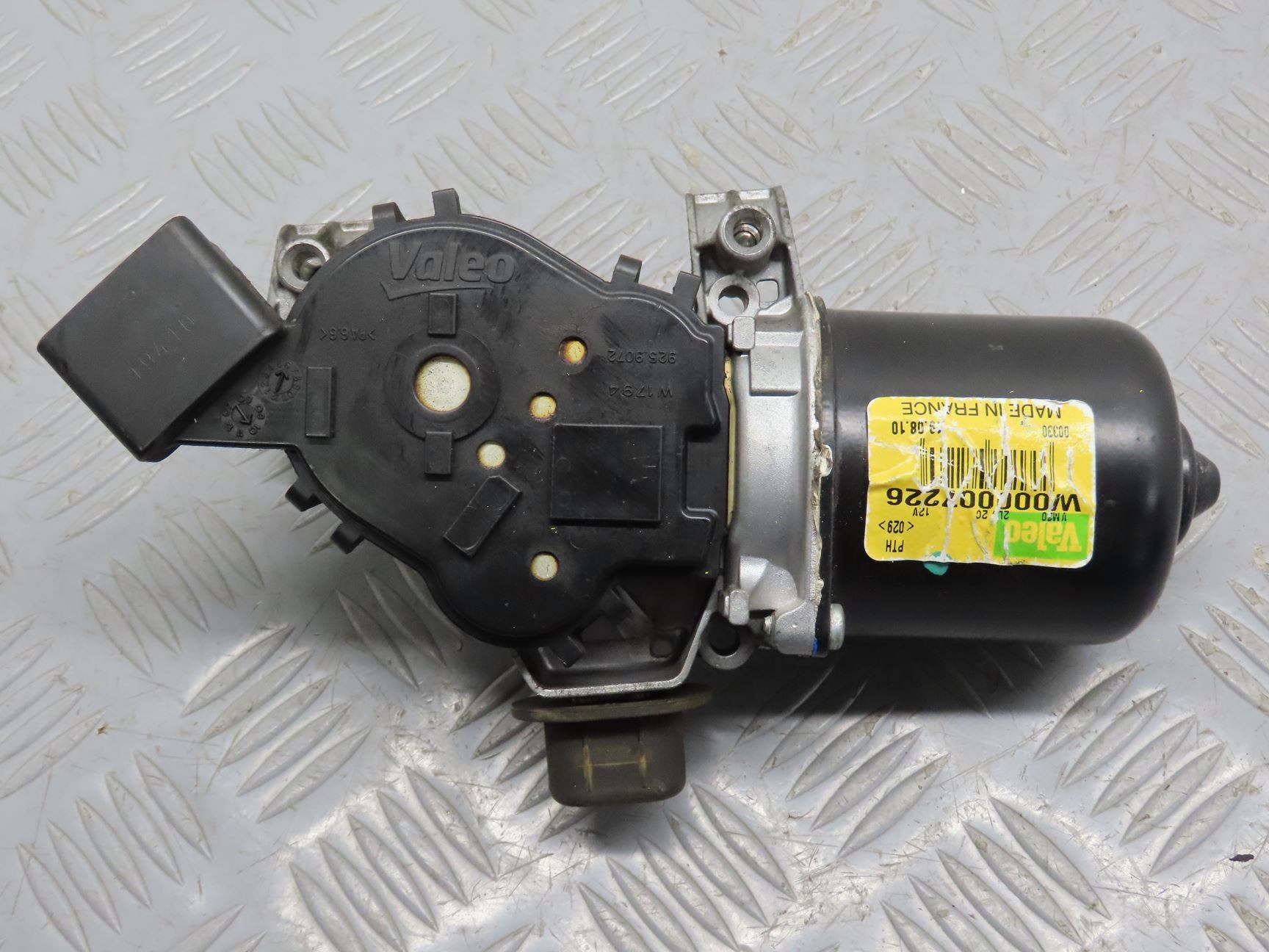 MOTEUR ESSUIE-GLACE AV